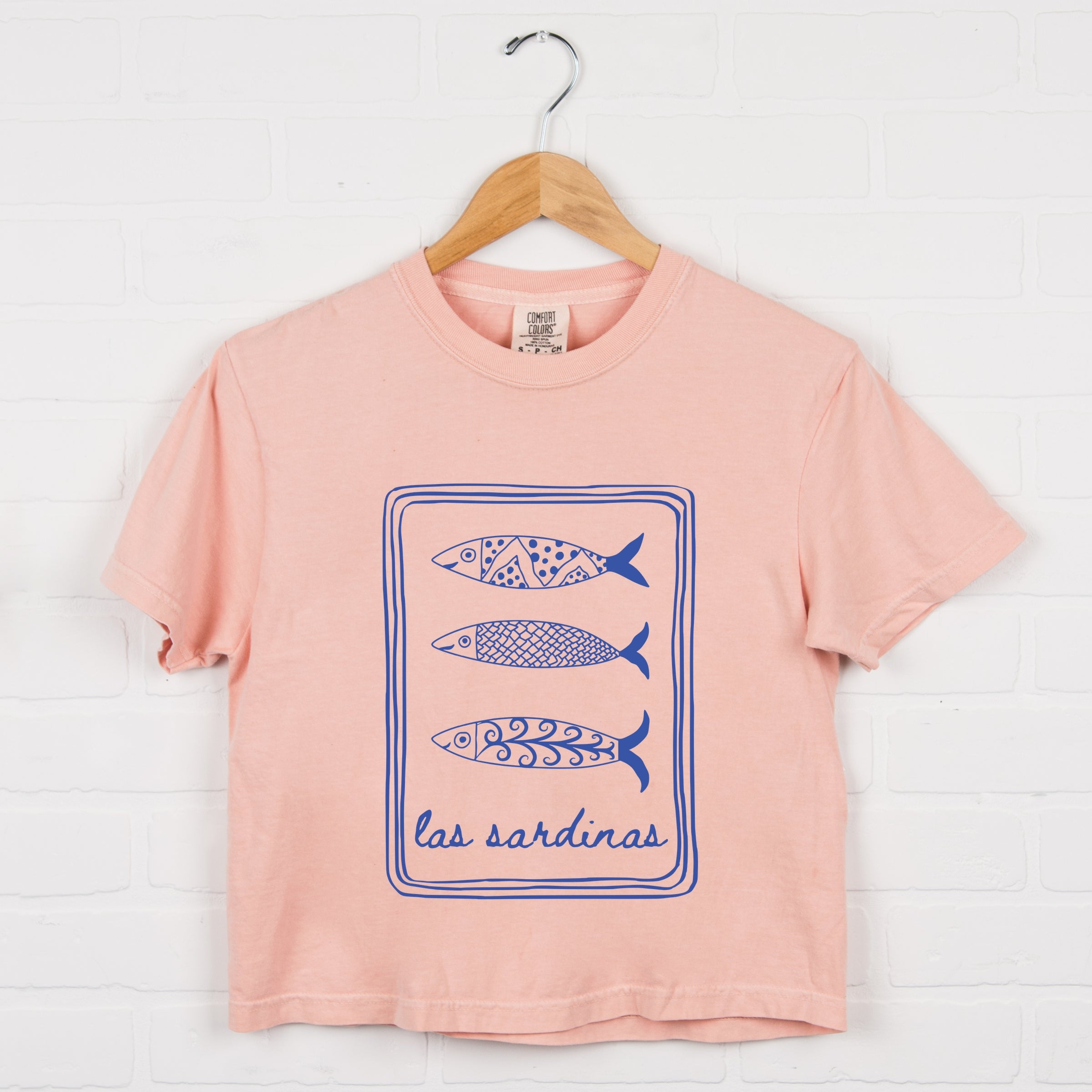 Las Sardinas - Women's Boxy Crop Top Graphic T-Shirt