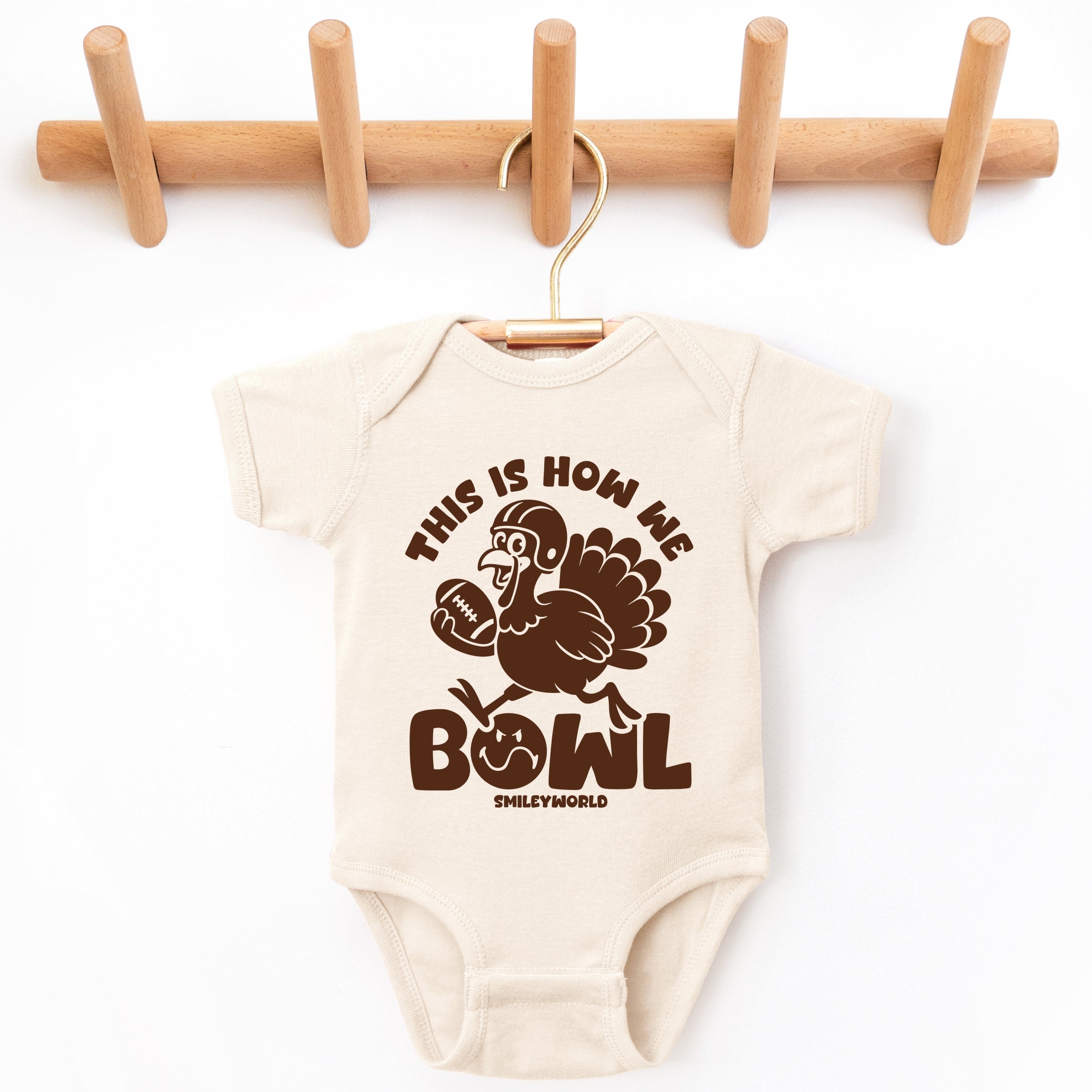 SmileyWorld This Is How We Bowl Turkey - Baby Short Sleeve Graphic Bodysuit