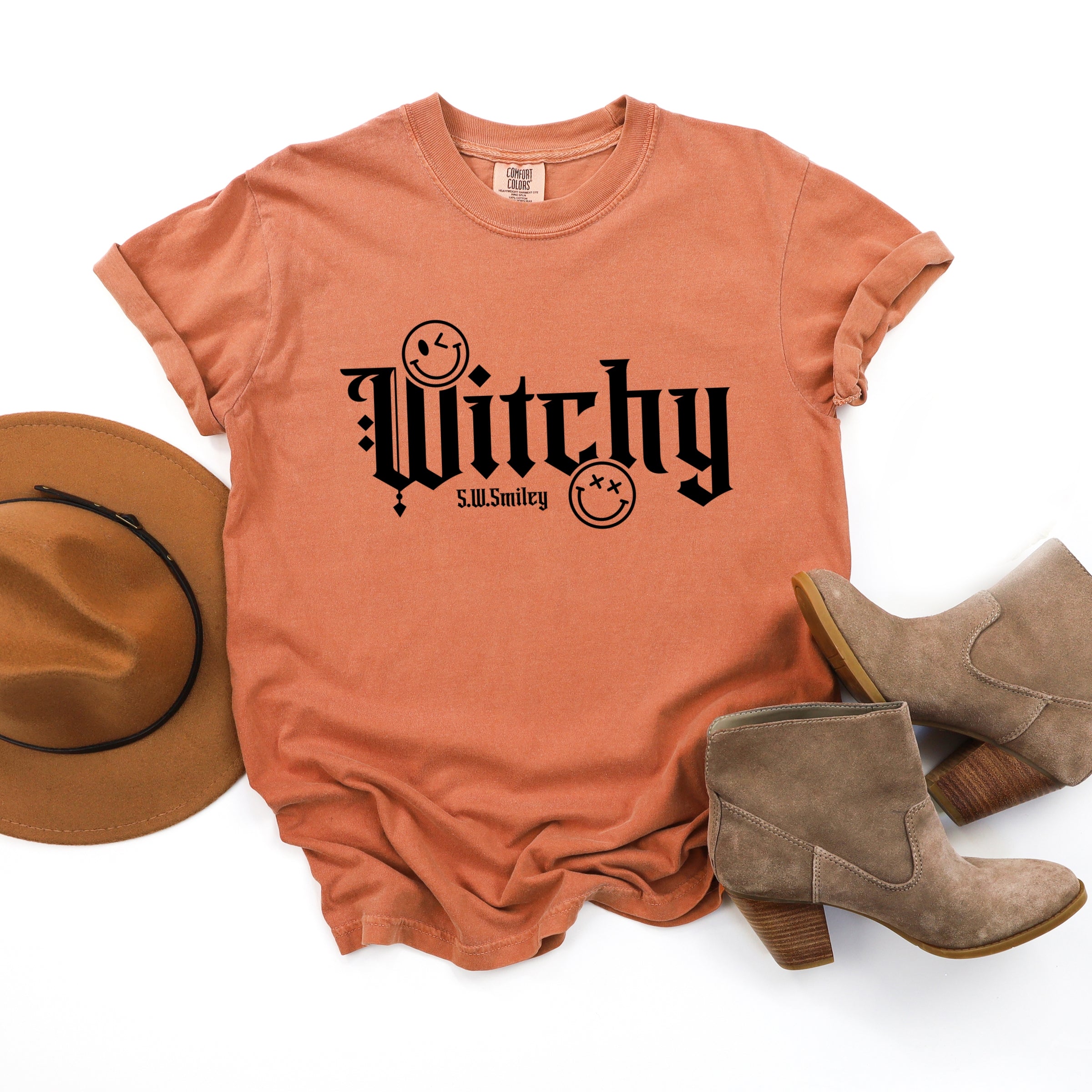 S.W.Smiley Witchy Bold - Women's Garment Dyed Graphic T-Shirt