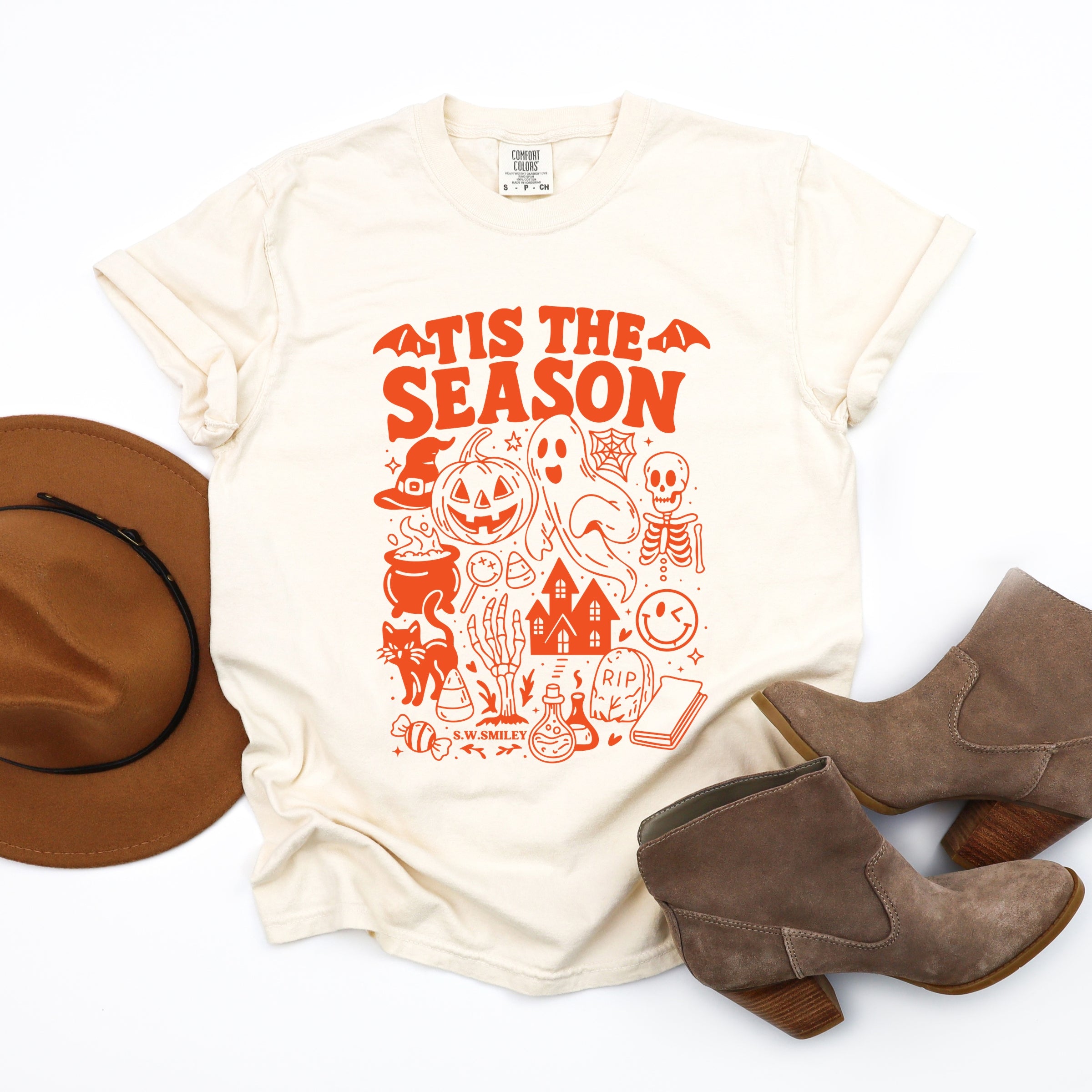 S.W.Smiley Tis The Season Halloween - Women's Garment Dyed Graphic T-Shirt