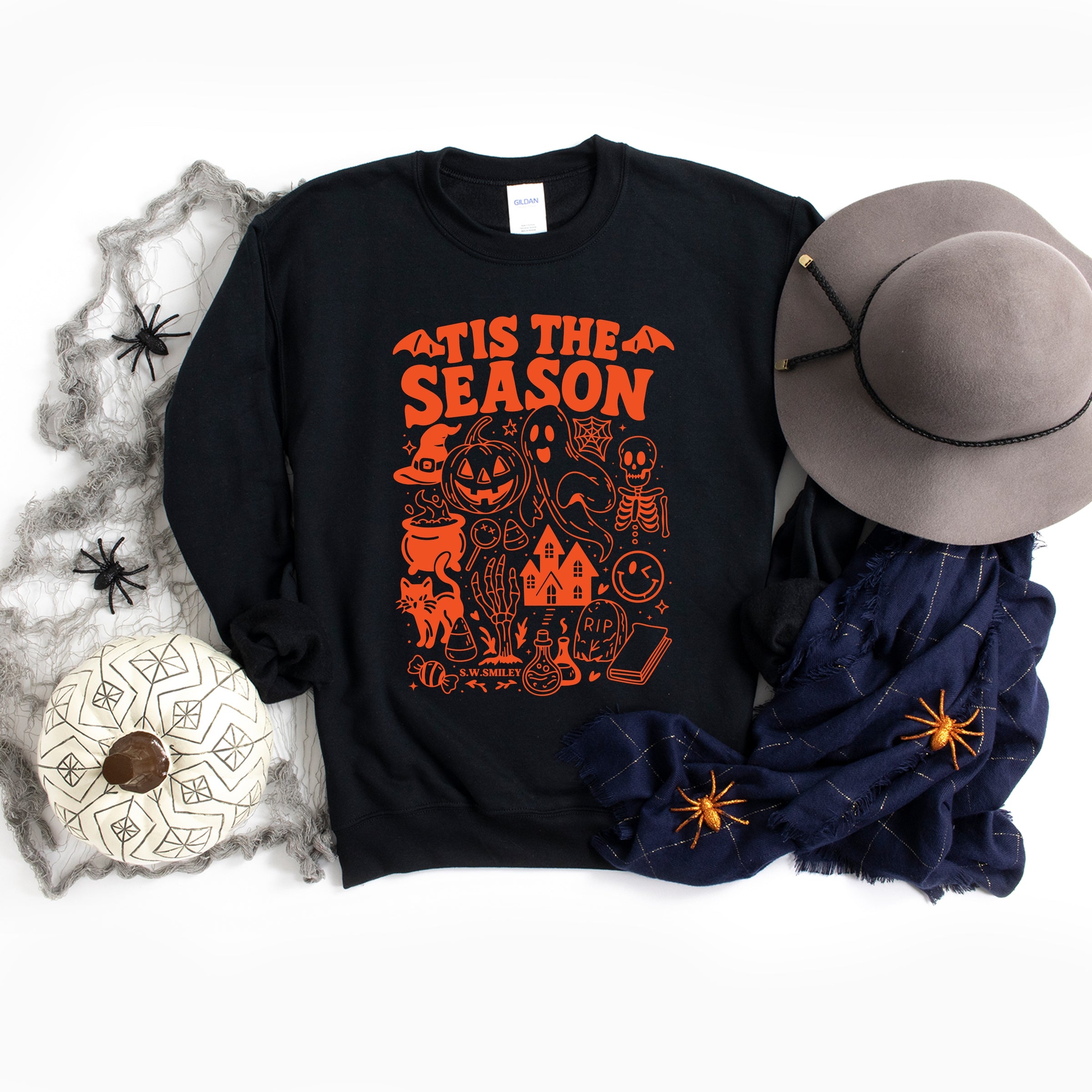 S.W.Smiley Tis The Season Halloween - Women's Graphic Sweatshirt