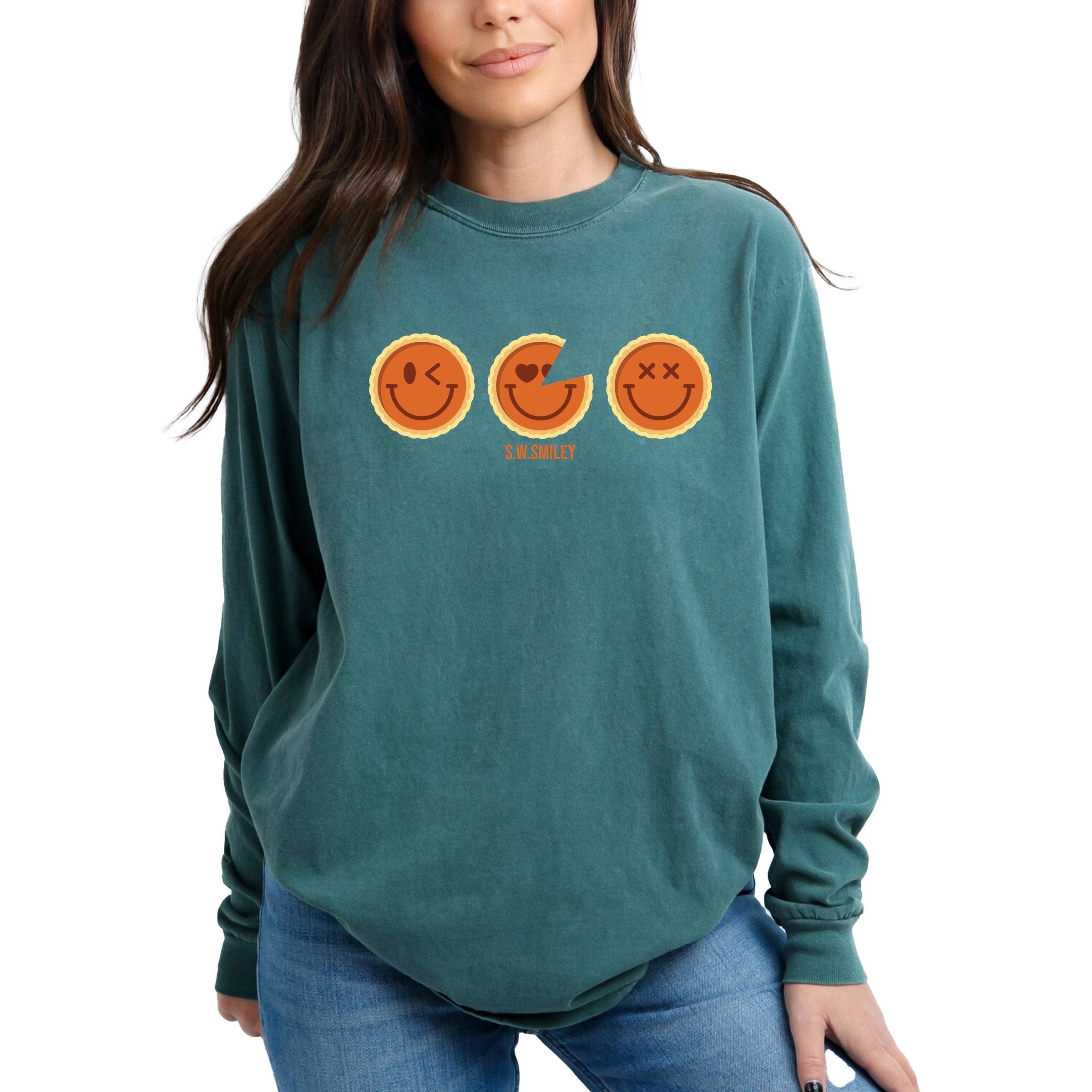 S.W.Smiley Pumpkin Pies - Women's Garment Dyed Long Sleeve Graphic T-Shirt