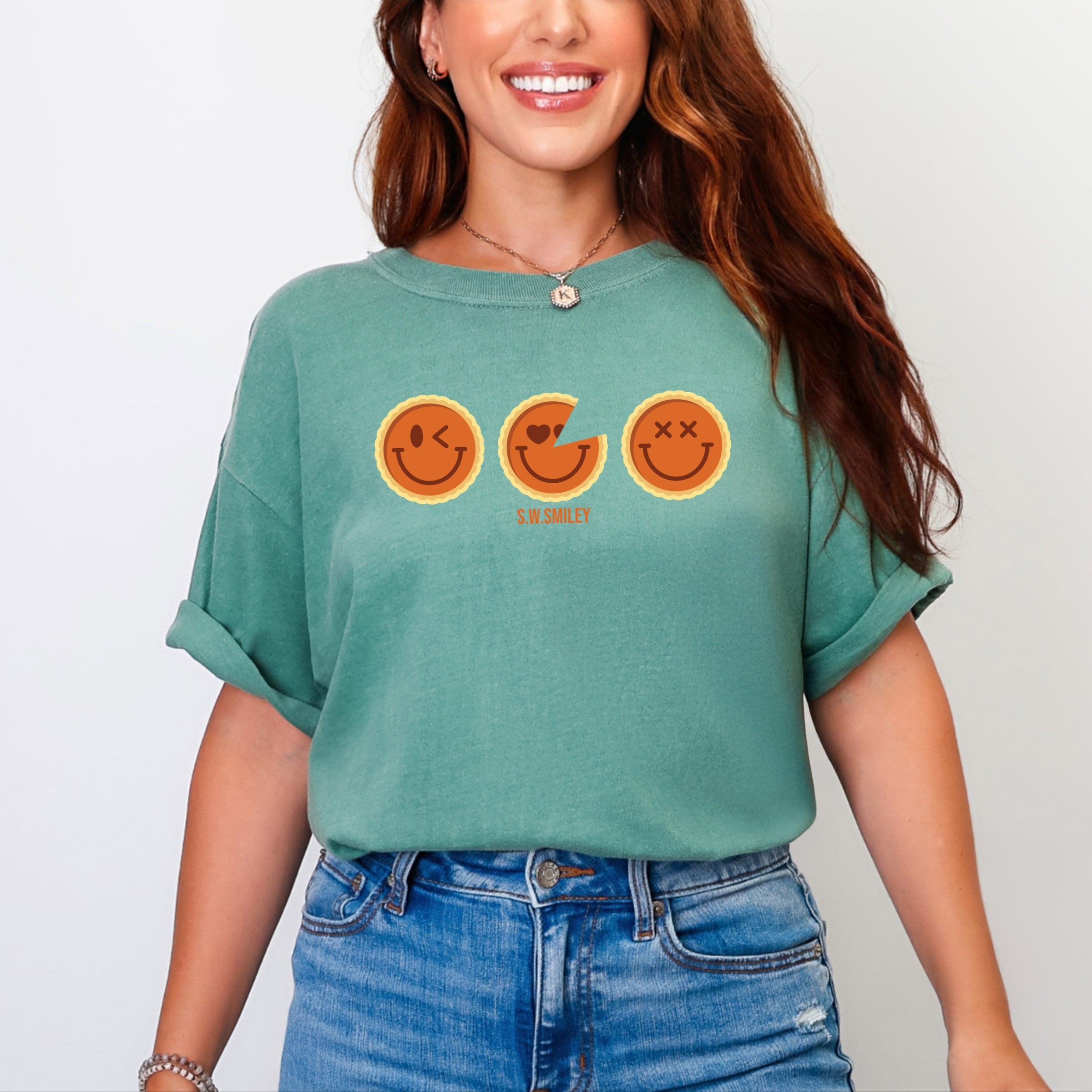 S.W.Smiley Pumpkin Pies - Women's Garment Dyed Graphic T-Shirt