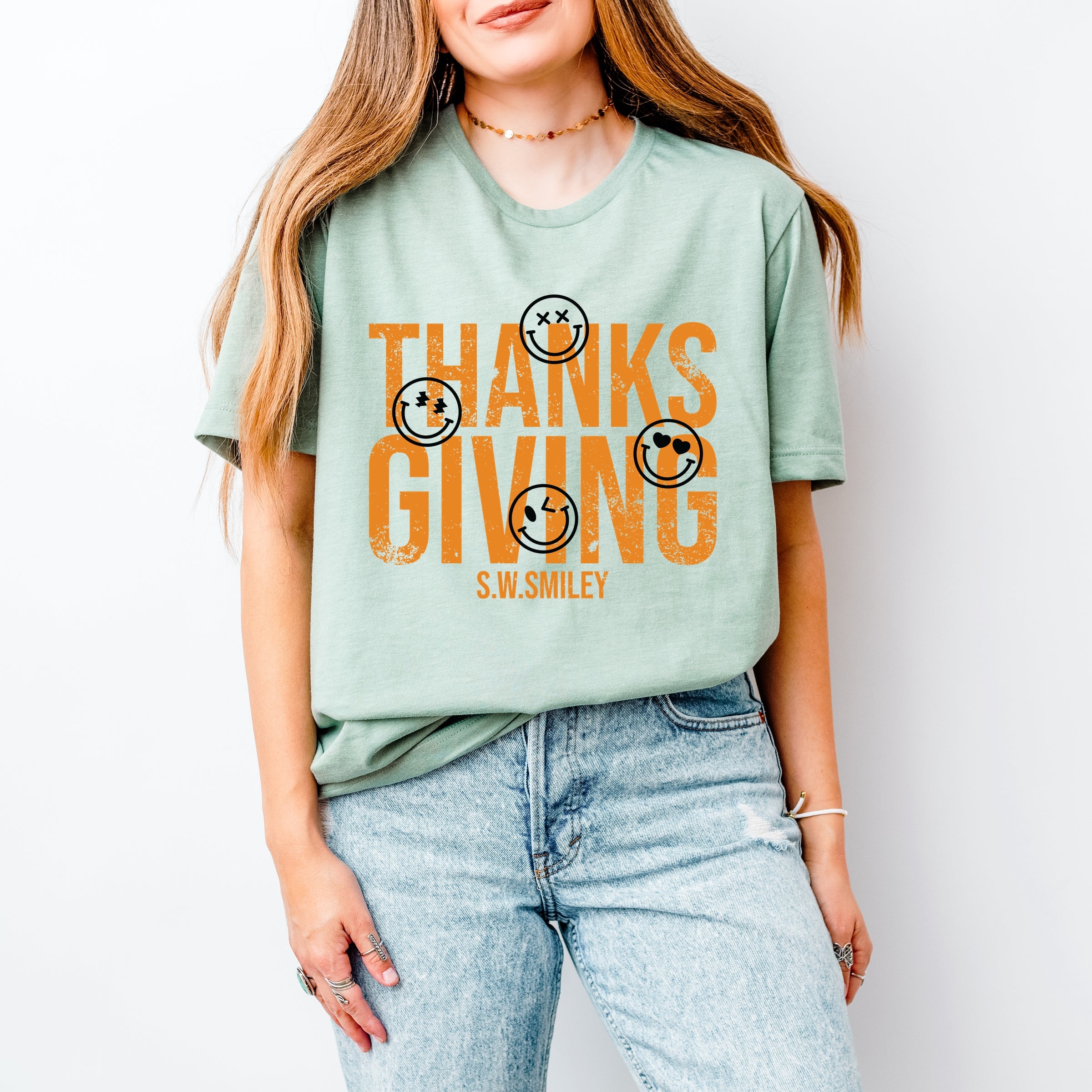 S.W.Smiley Thanksgiving Distressed - Women's Short Sleeve Graphic T-Shirt