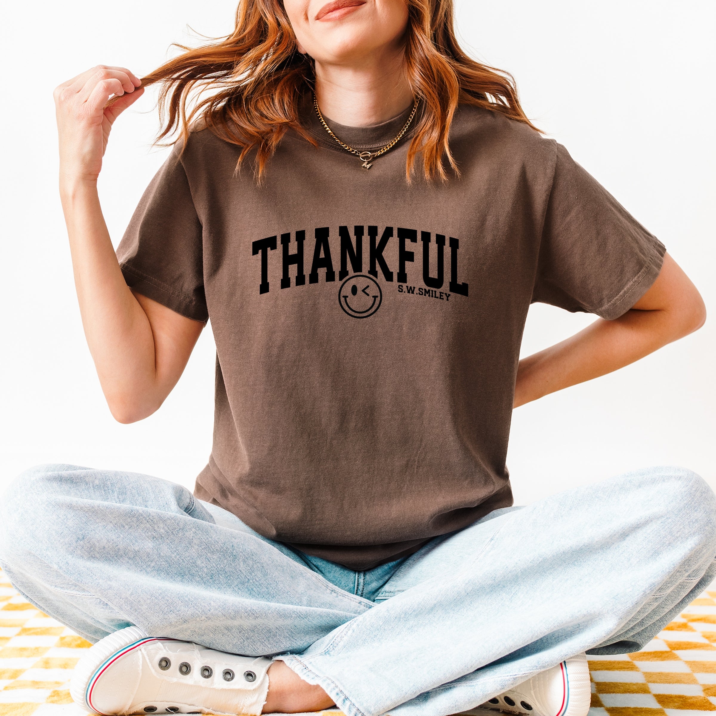 S.W.Smiley Thankful Varsity Arched - Women's Garment Dyed Graphic T-Shirt