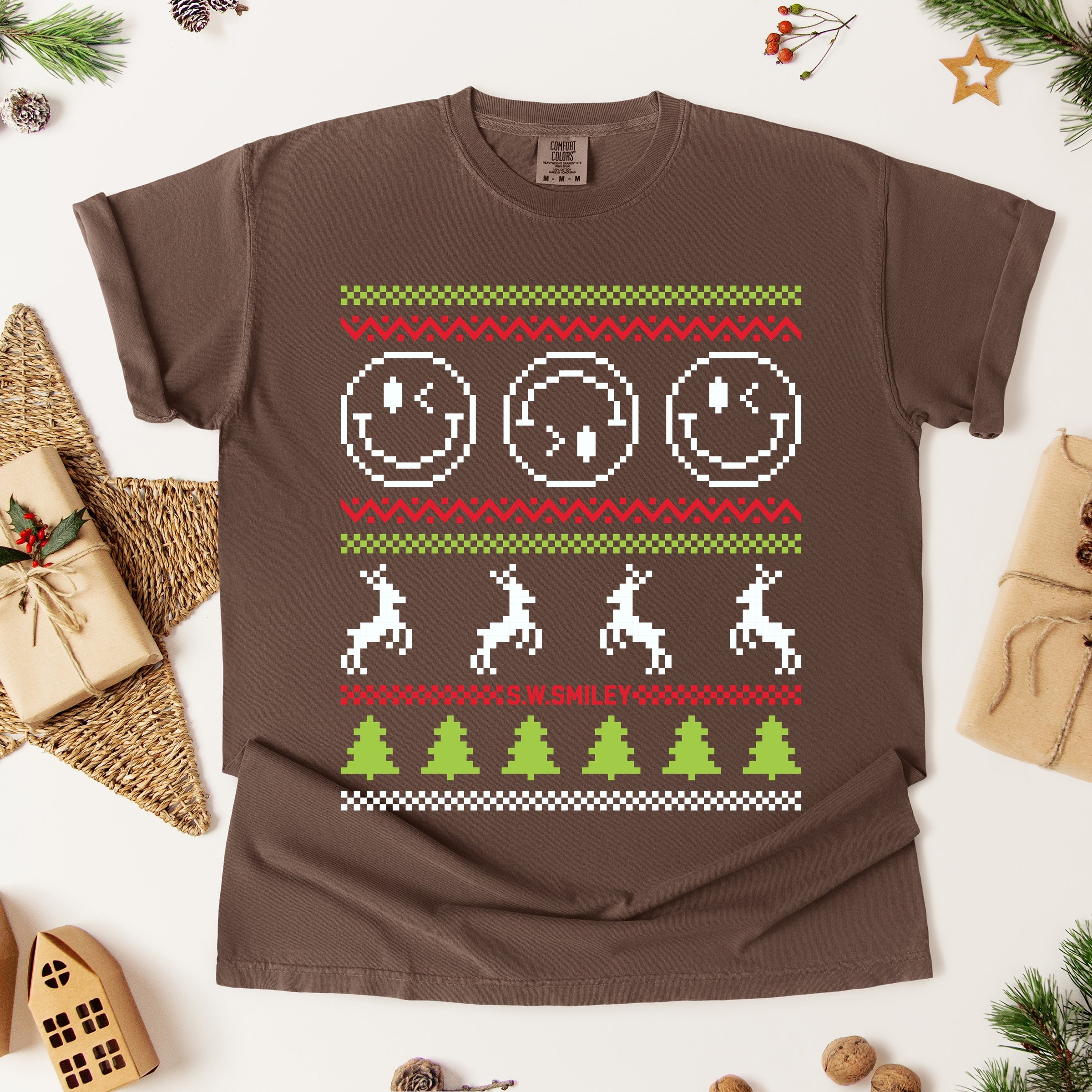 S.W.Smiley Ugly Christmas Sweater Pixels - Women's Garment Dyed Graphic T-Shirt