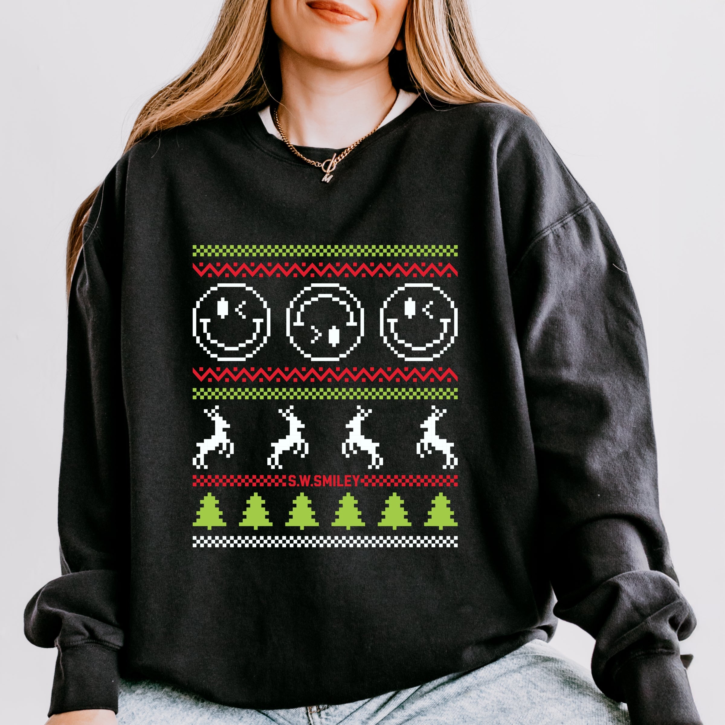 S.W.Smiley Ugly Christmas Sweater Pixels - Women's Lightweight Garment Dyed Sweatshirt