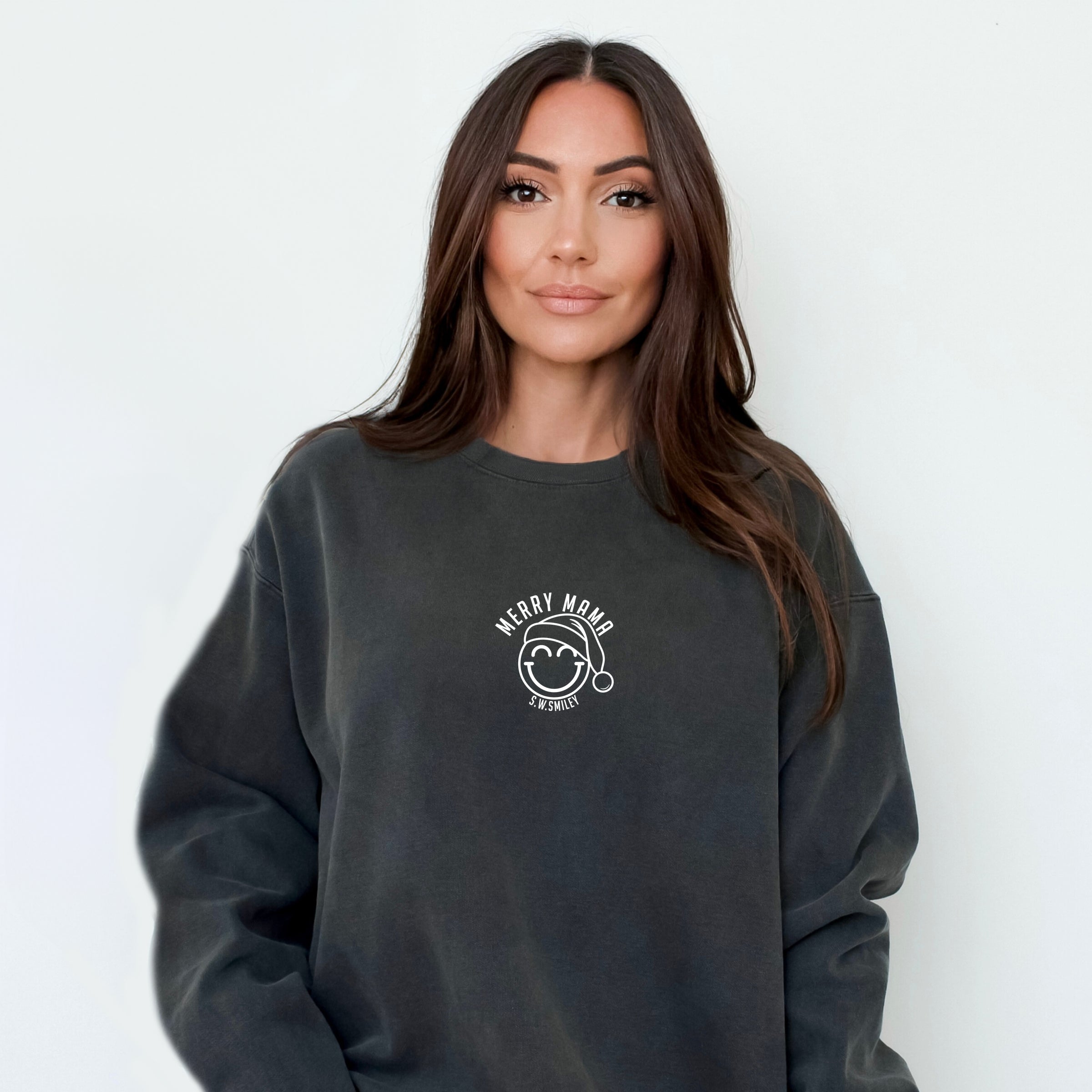 S.W.Smiley Merry Mama Outline - Women's Garment Dyed Graphic Sweatshirt