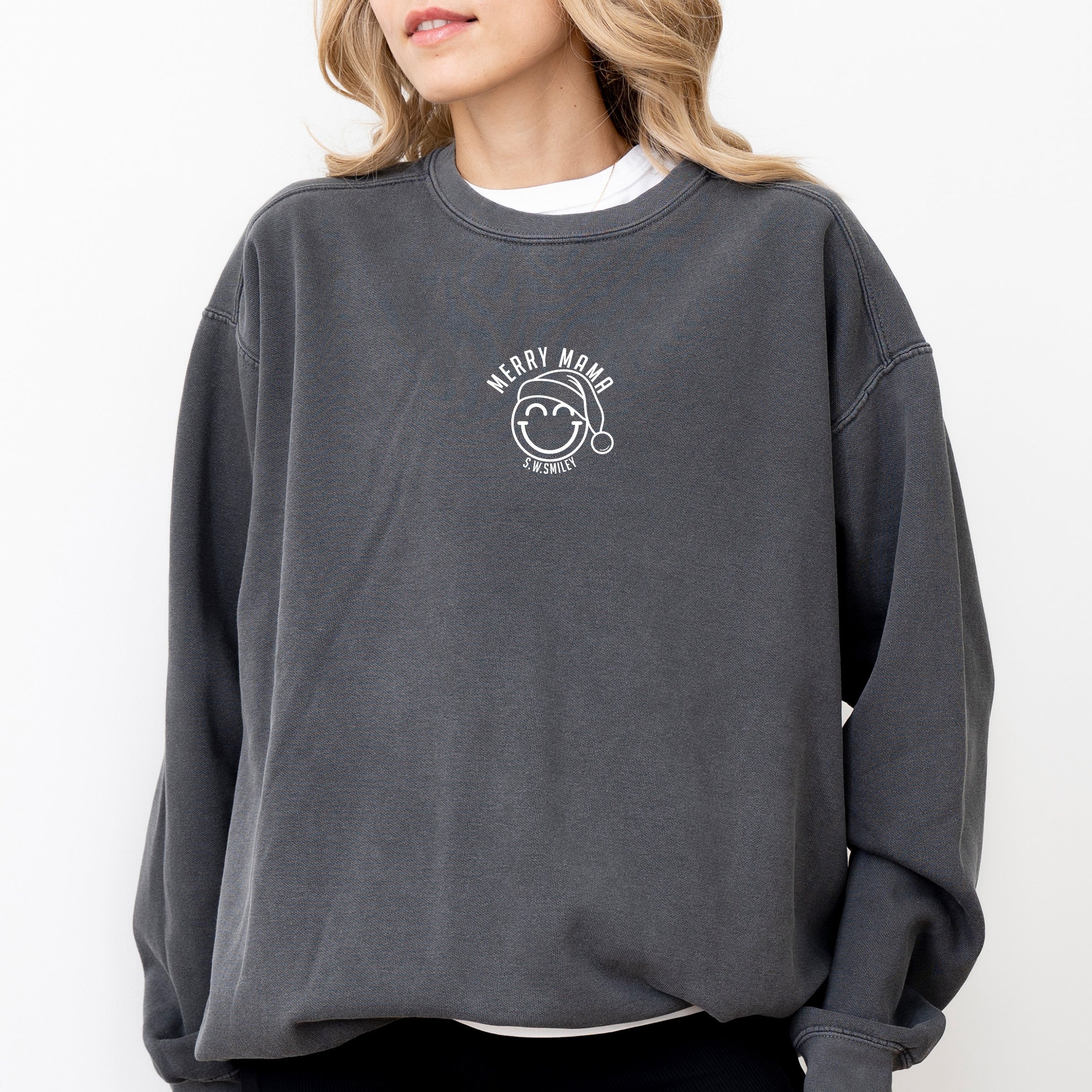 S.W.Smiley Merry Mama Outline - Women's Garment Dyed Graphic Sweatshirt