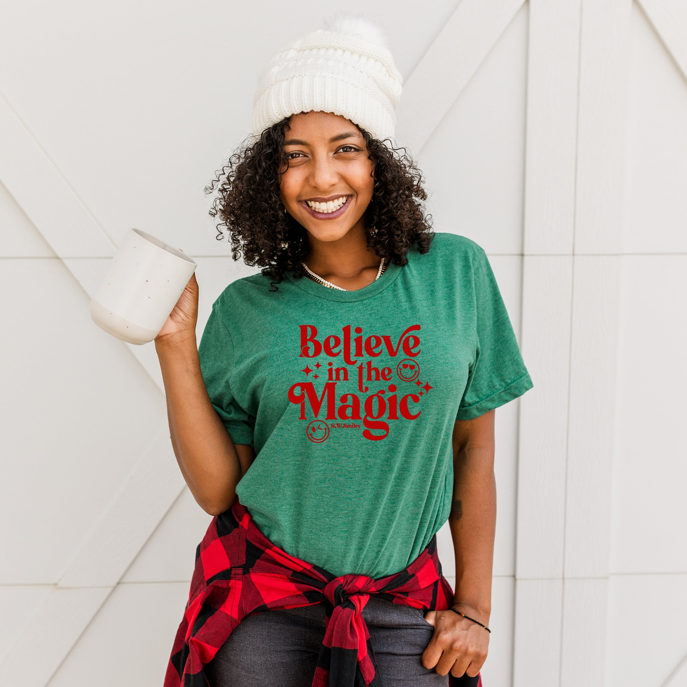 S.W.Smiley Believe in Magic Sparkle - Women's Short Sleeve Graphic T-Shirt