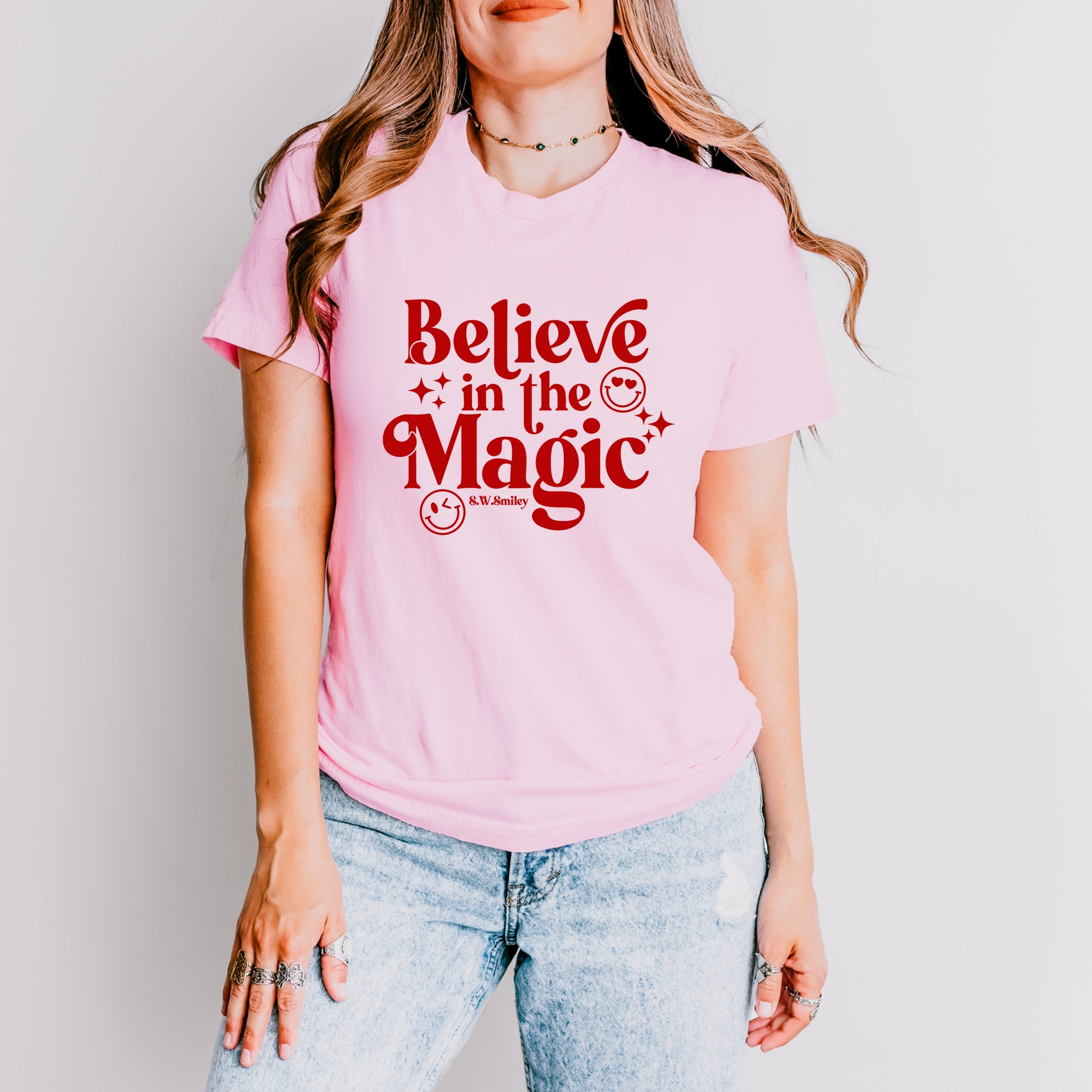 S.W.Smiley Believe in Magic Sparkle - Women's Short Sleeve Graphic T-Shirt