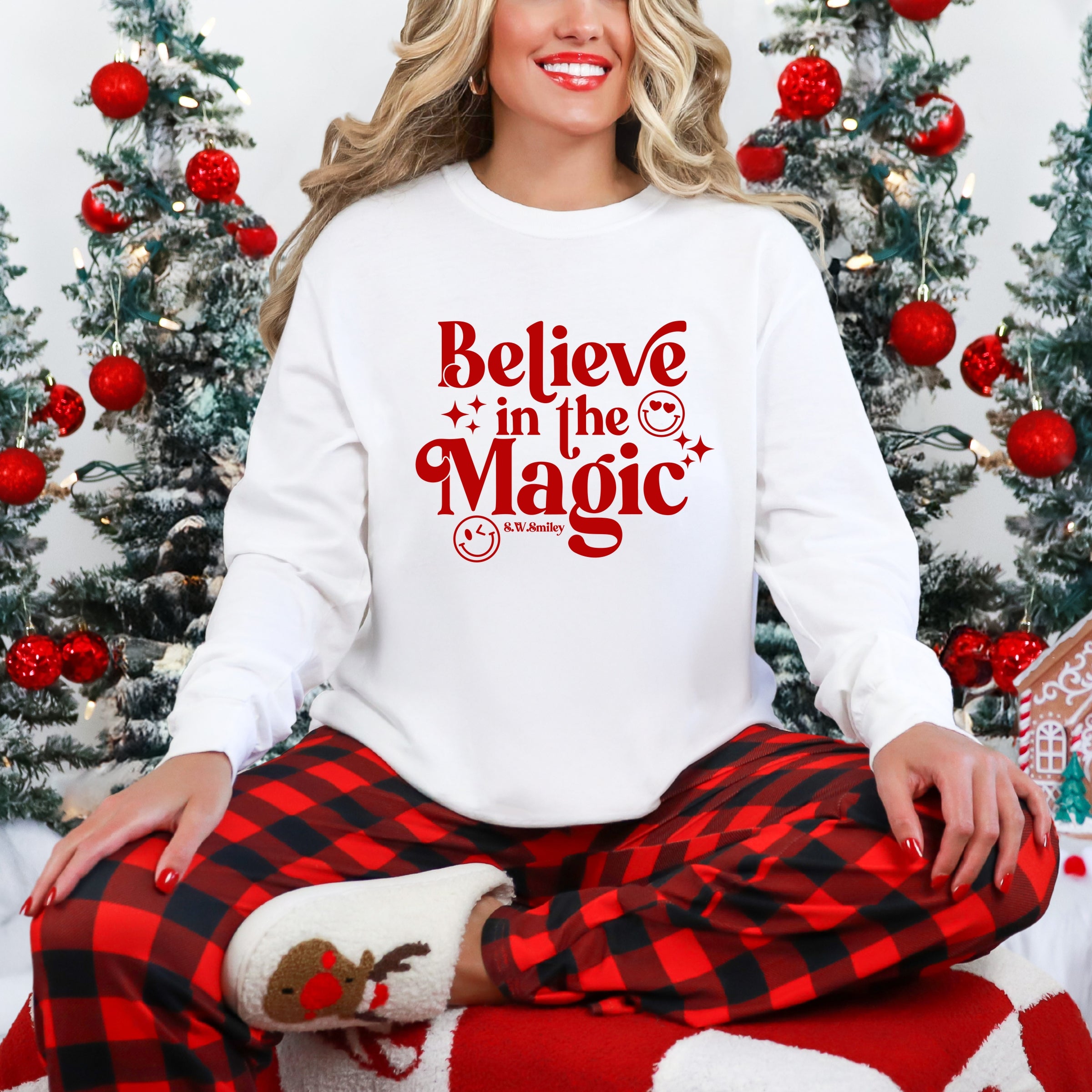 S.W.Smiley Believe in Magic Sparkle - Women's Garment Dyed Long Sleeve Graphic T-Shirt