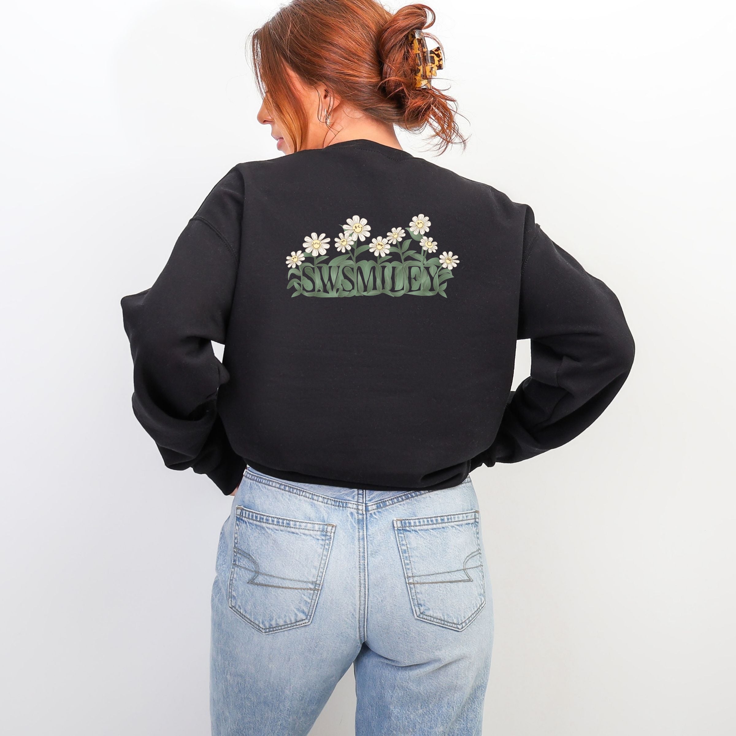 S.W.Smiley Blooming Daisies - Women's Graphic Sweatshirt