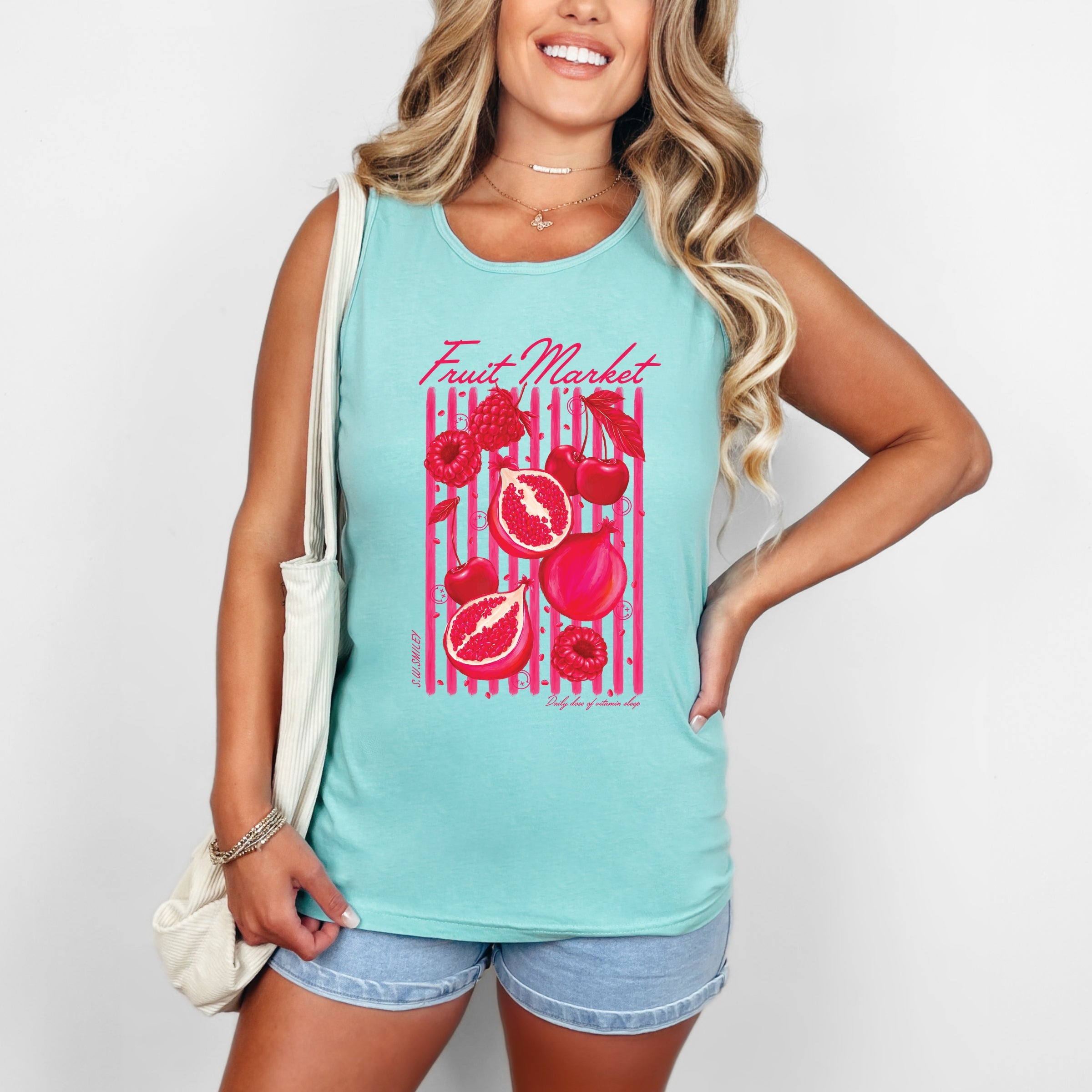 S.W.Smiley Fruit Market Pomegranate - Women's Garment Dyed Graphic Tank Top