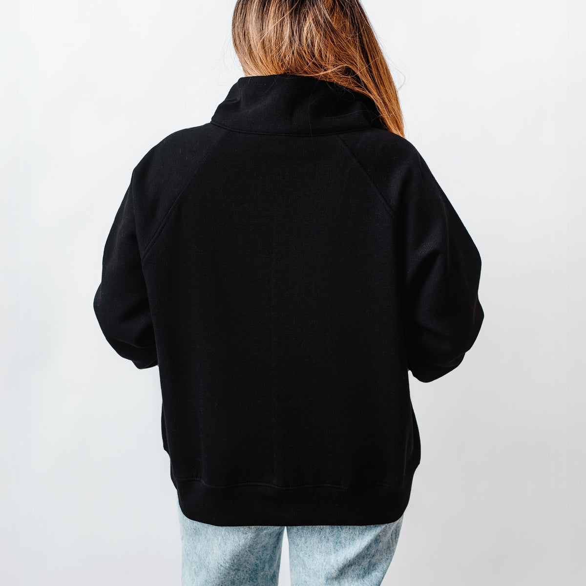 26211W_F-QZF Black
