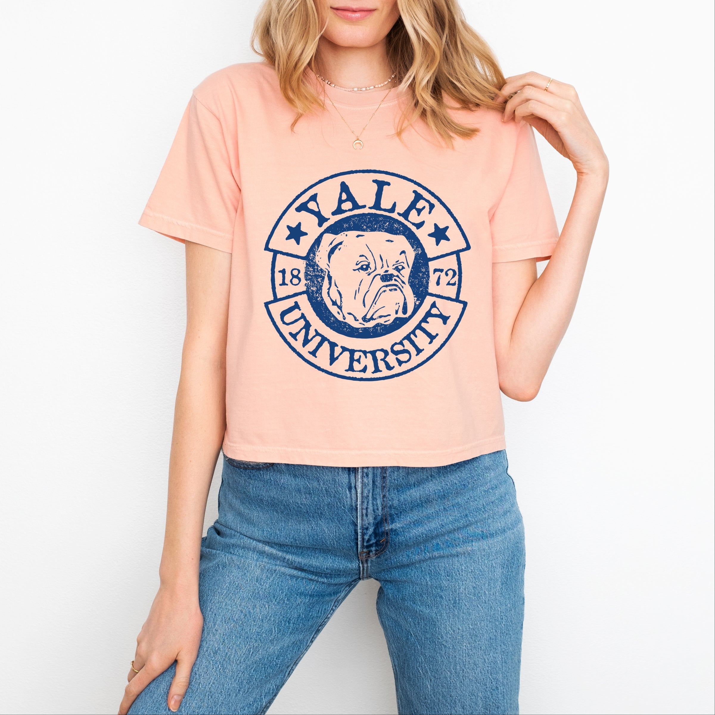 Yale University Bulldog Circle - Women's Boxy Crop Top Graphic T-Shirt