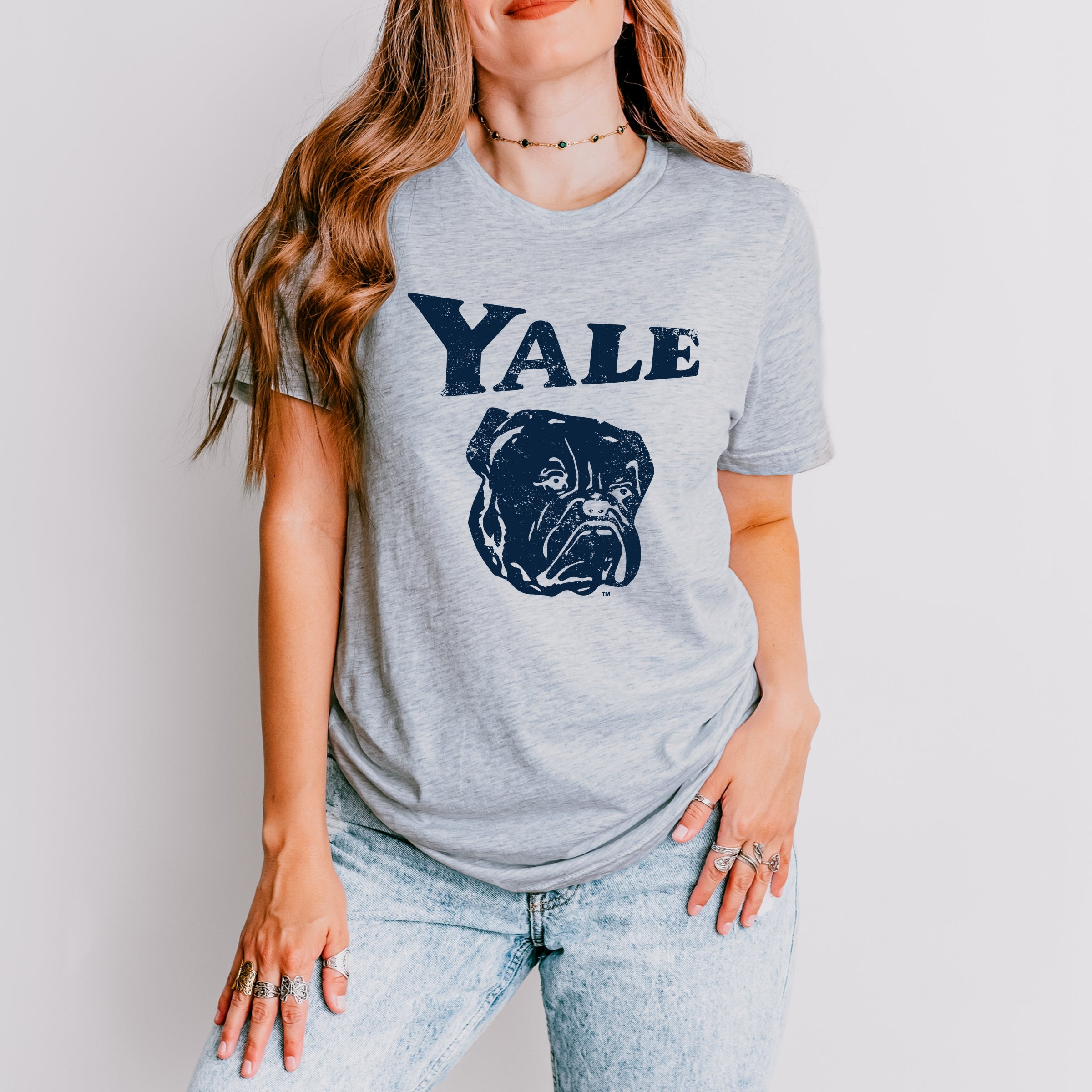 Yale Bulldog Distressed - Women's Short Sleeve Graphic T-Shirt