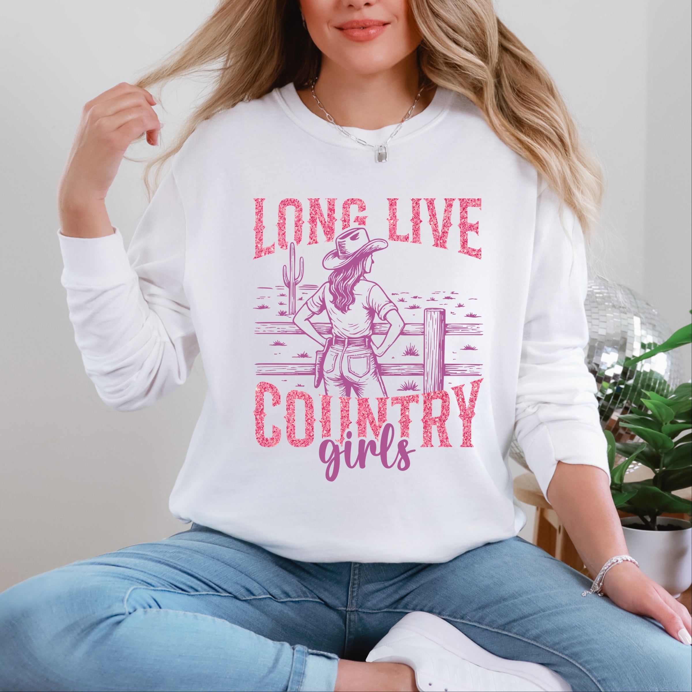Long Live Country Girls Glitter - Womens Garment Dyed Long Sleeve Graphic T-Shirt