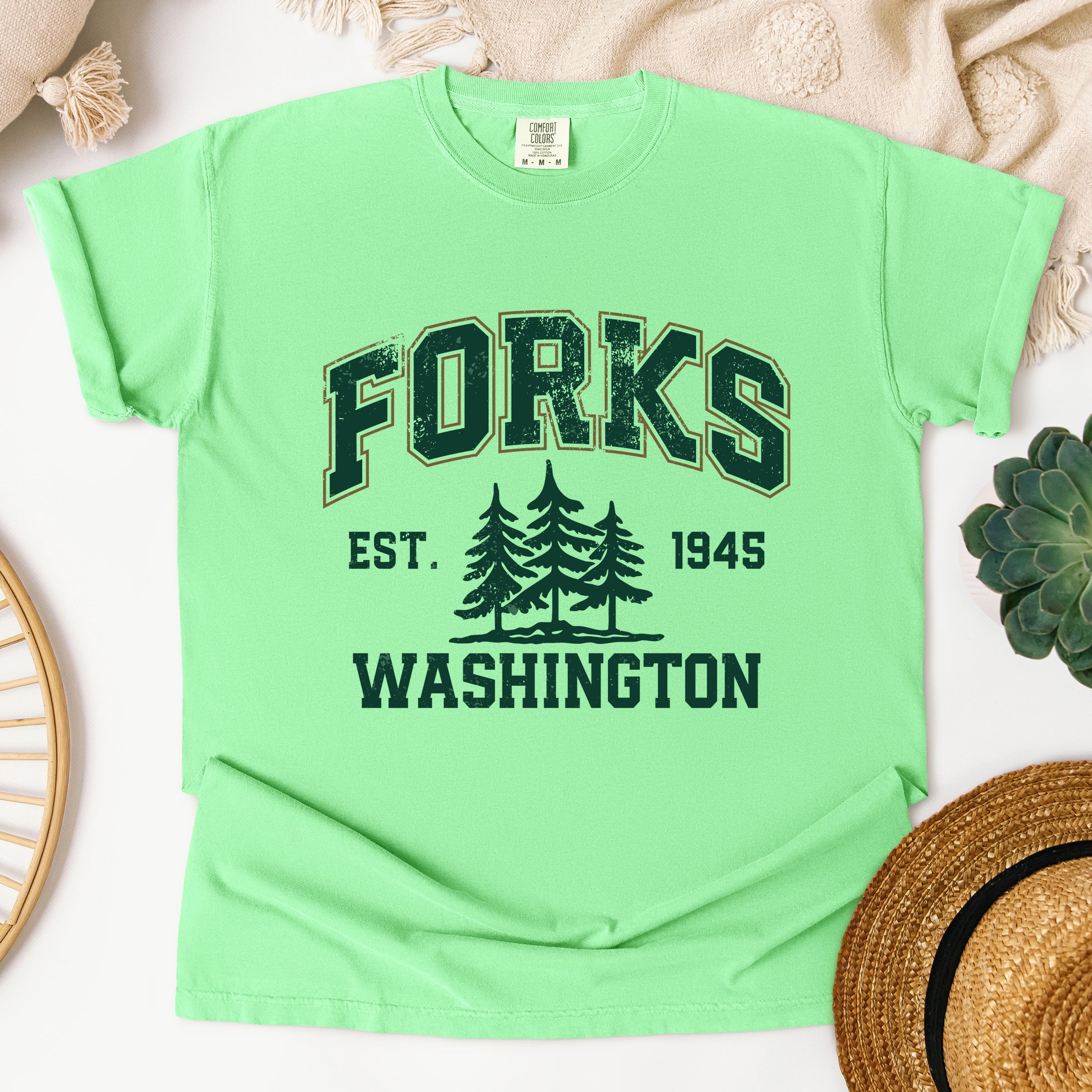Forks Washington Distressed - Women's Garment Dyed Graphic T-Shirt