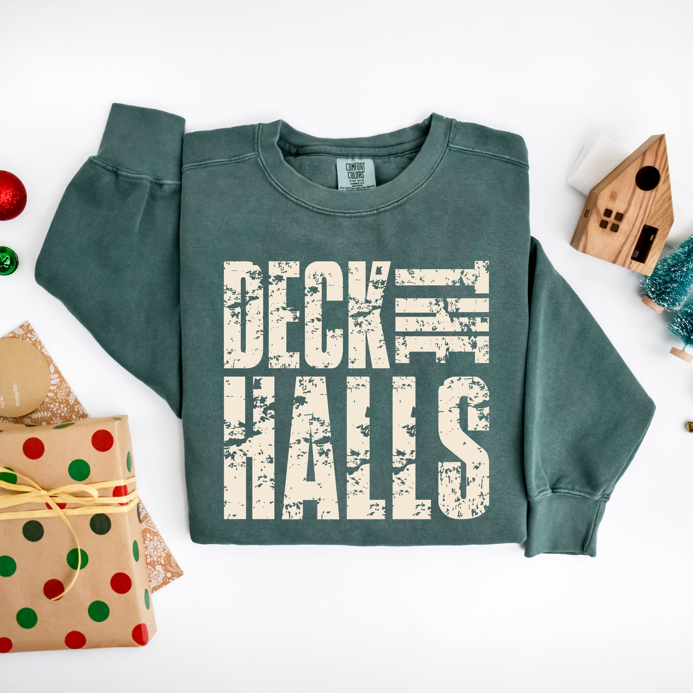 Deck the Halls Block Distressed - Women's Garment Dyed Graphic Sweatshirt