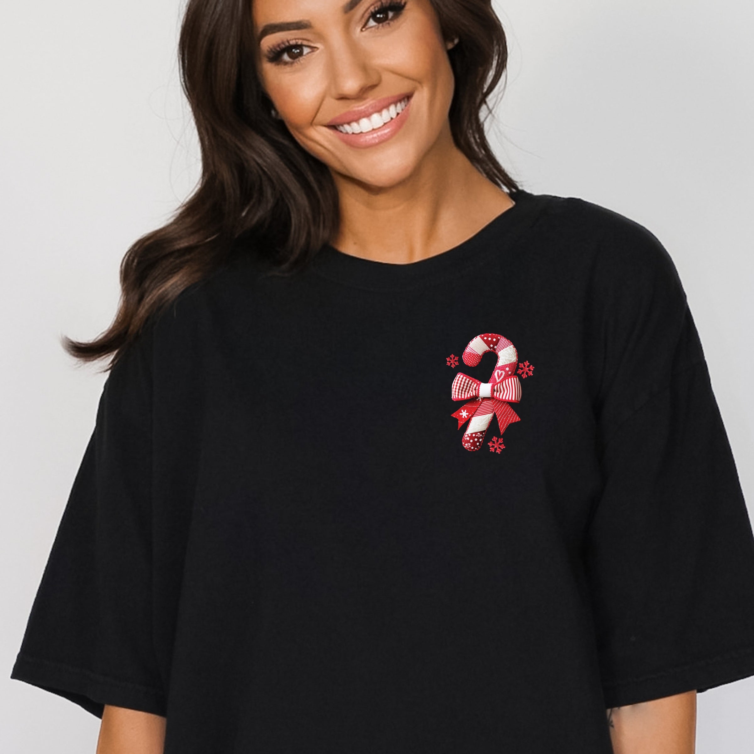 Candy Cane Bow Patchwork Print - Women's Garment Dyed Graphic T-Shirt
