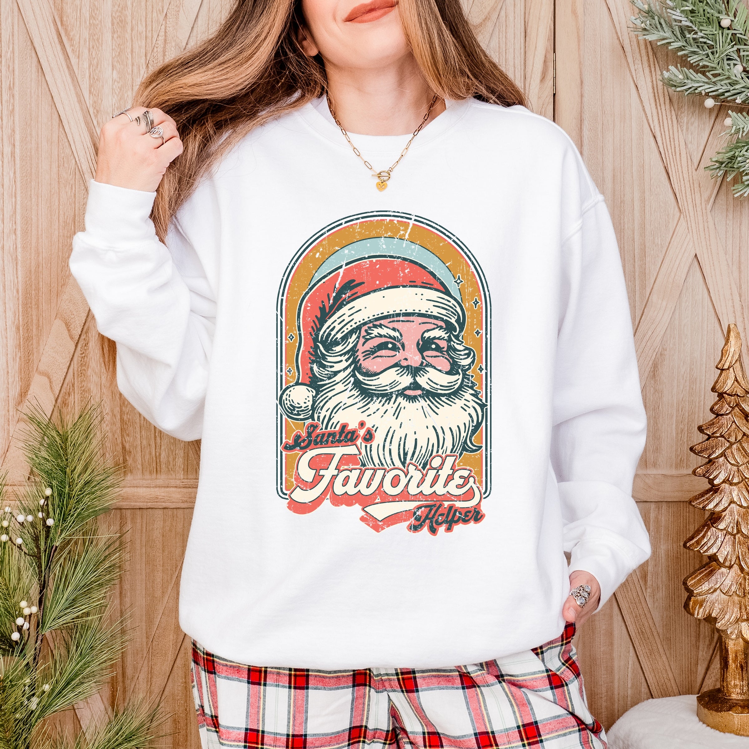 Santa's Favorite Helper Retro - Women's Garment Dyed Graphic Sweatshirt