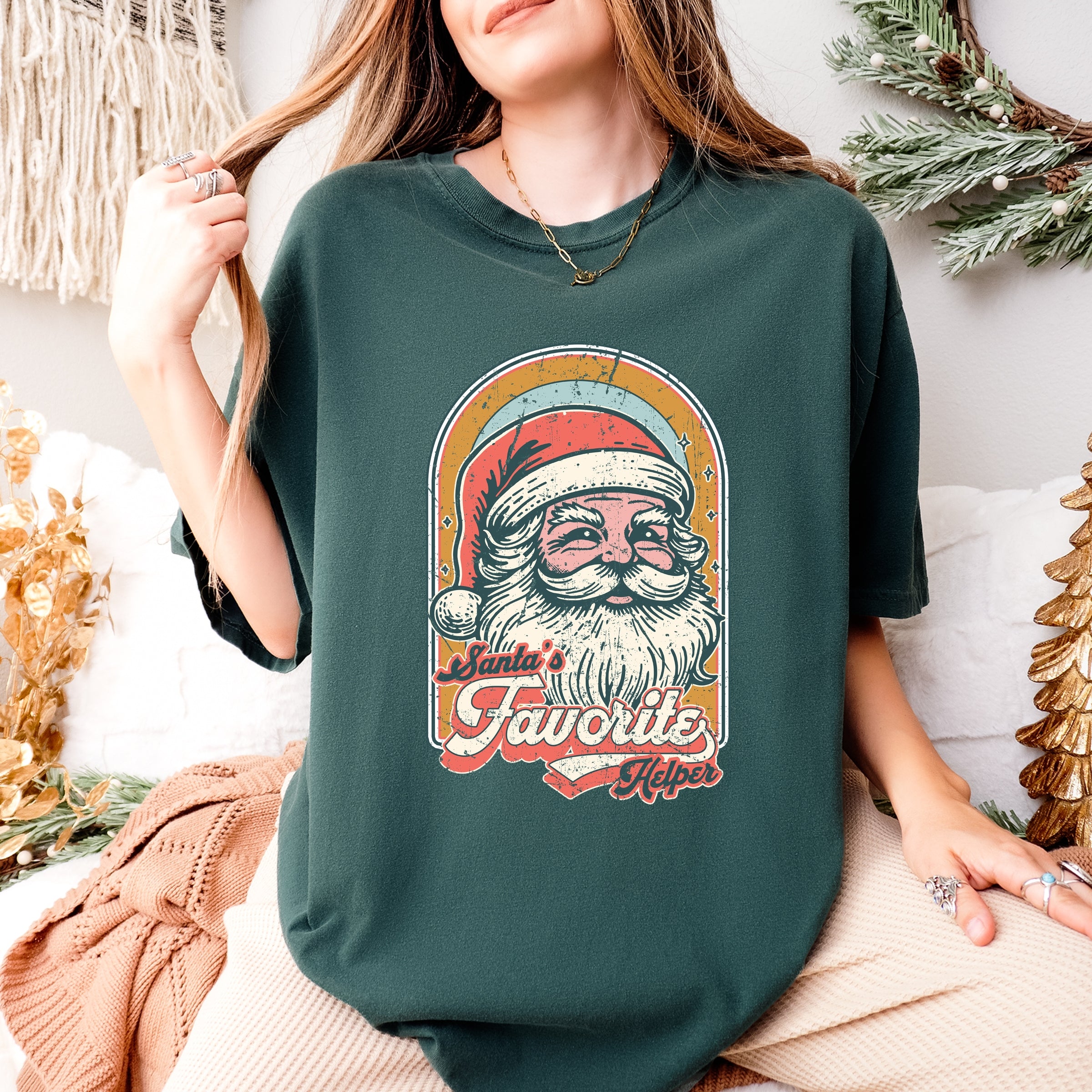 Santa's Favorite Helper Retro - Women's Garment Dyed Graphic T-Shirt