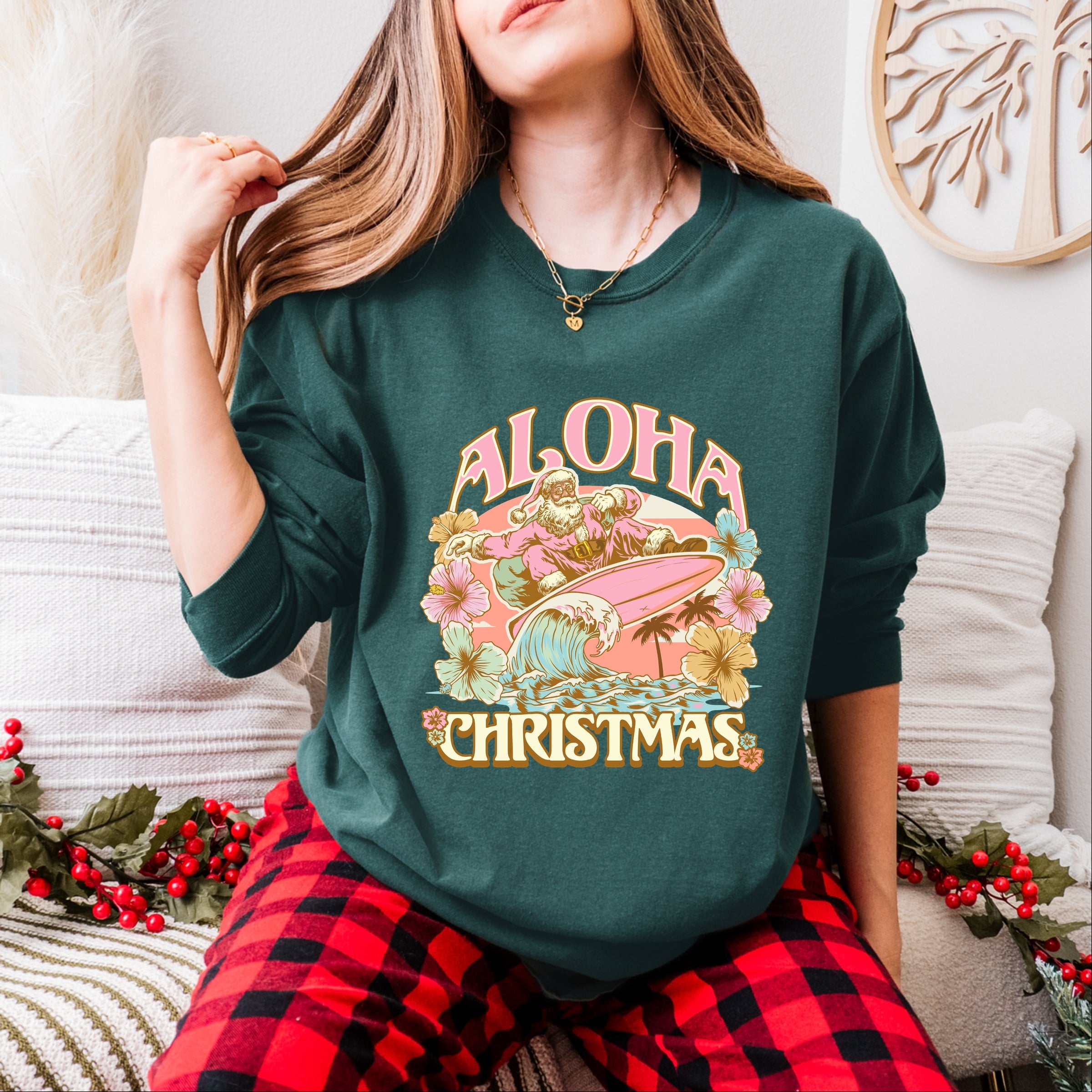 Aloha Christmas Surfing Santa - Women's Garment Dyed Long Sleeve Graphic T-Shirt