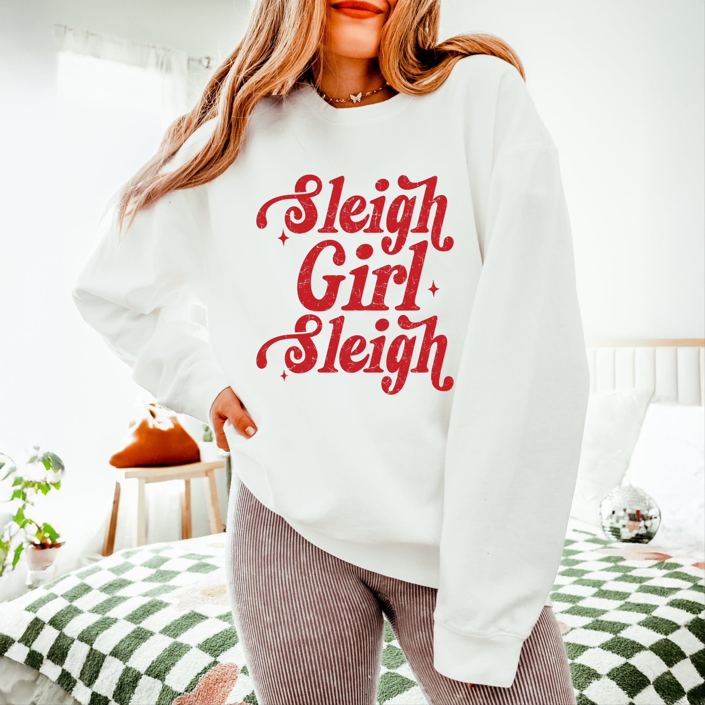 26546RED_F-LGDSWT White