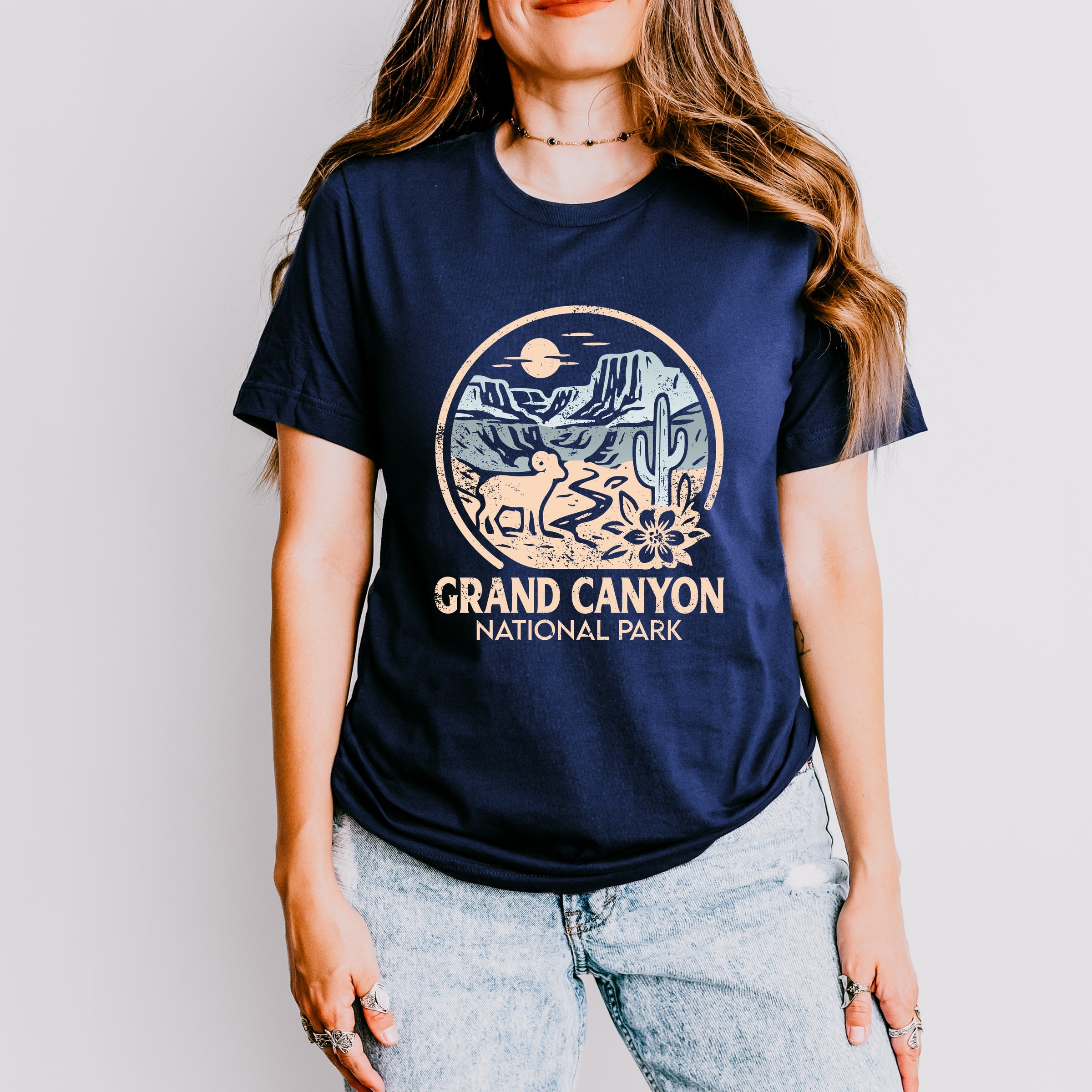 Grand Canyon National Park Two-Toned Circle - Women's Short Sleeve Graphic T-Shirt