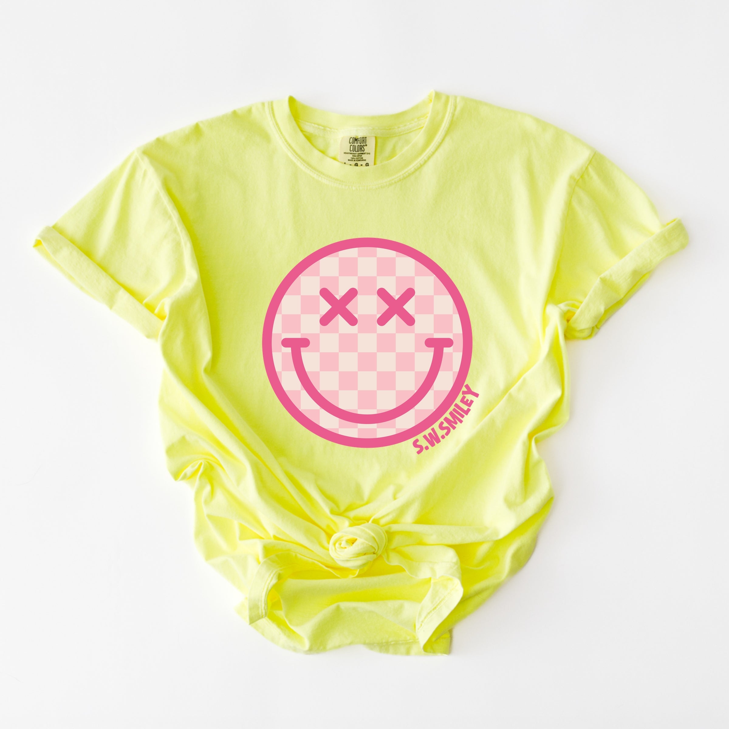 S.W.Smiley Pink Checker Smiley Face - Women's Garment Dyed Graphic T-Shirt