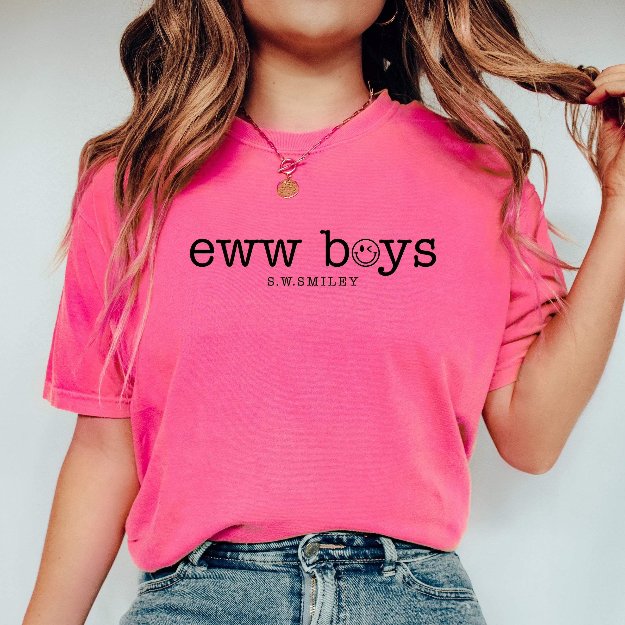 S.W.Smiley Eww Boys Typewriter - Women's Garment Dyed Graphic T-Shirt