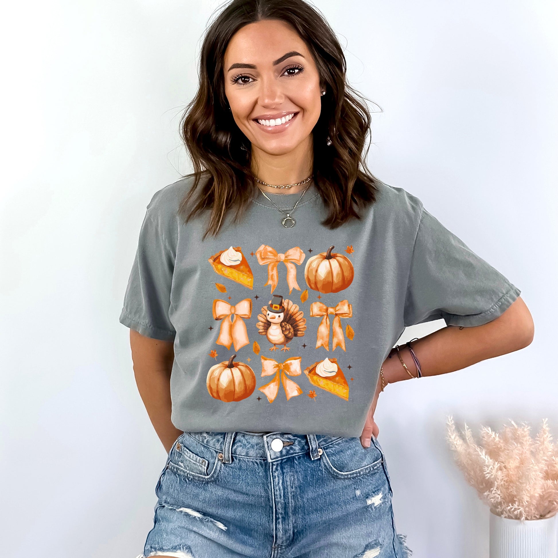 Coquette Turkey Pie - Women's Garment Dyed Graphic T-Shirt