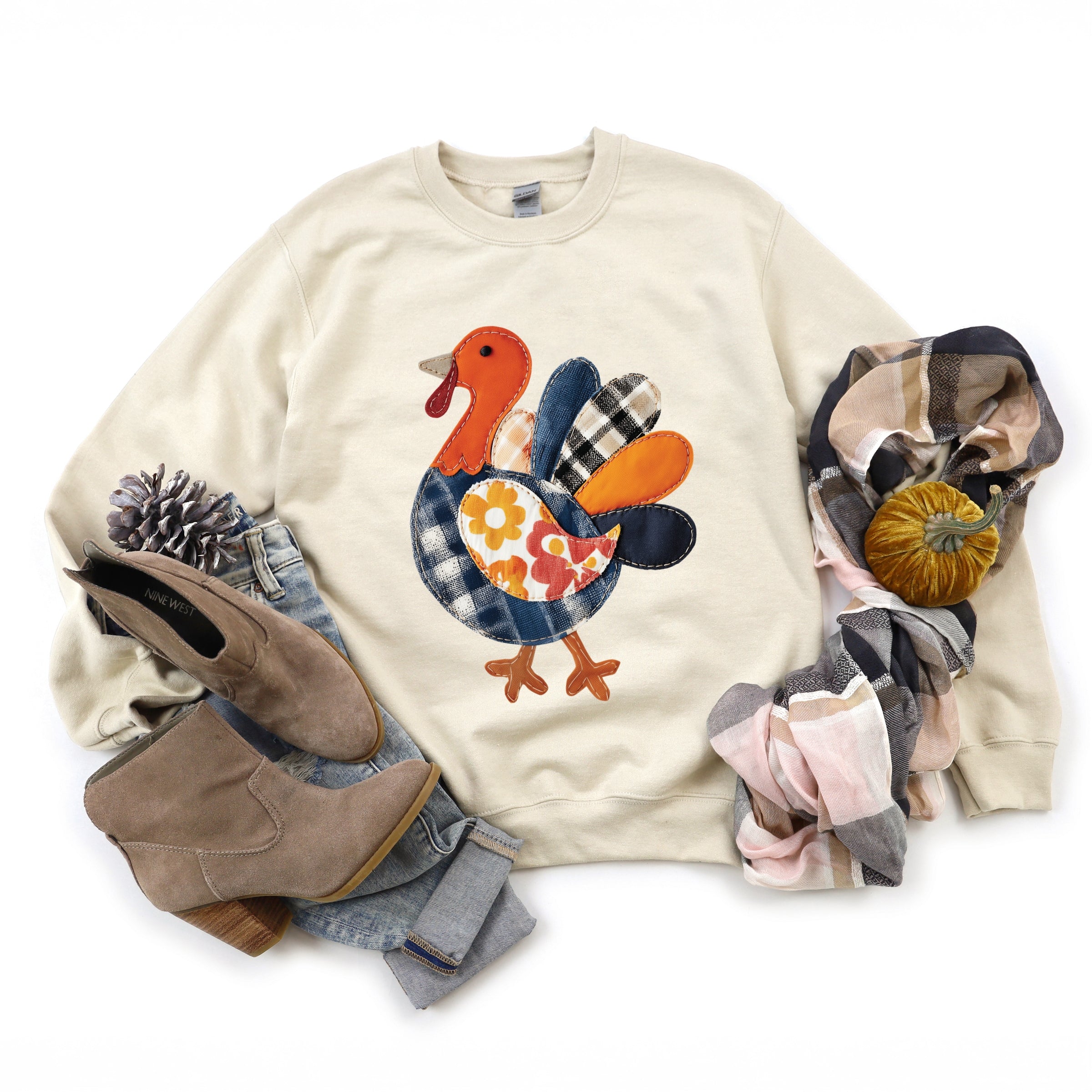 Plaid Turkey Patchwork Print - Women's Graphic Sweatshirt
