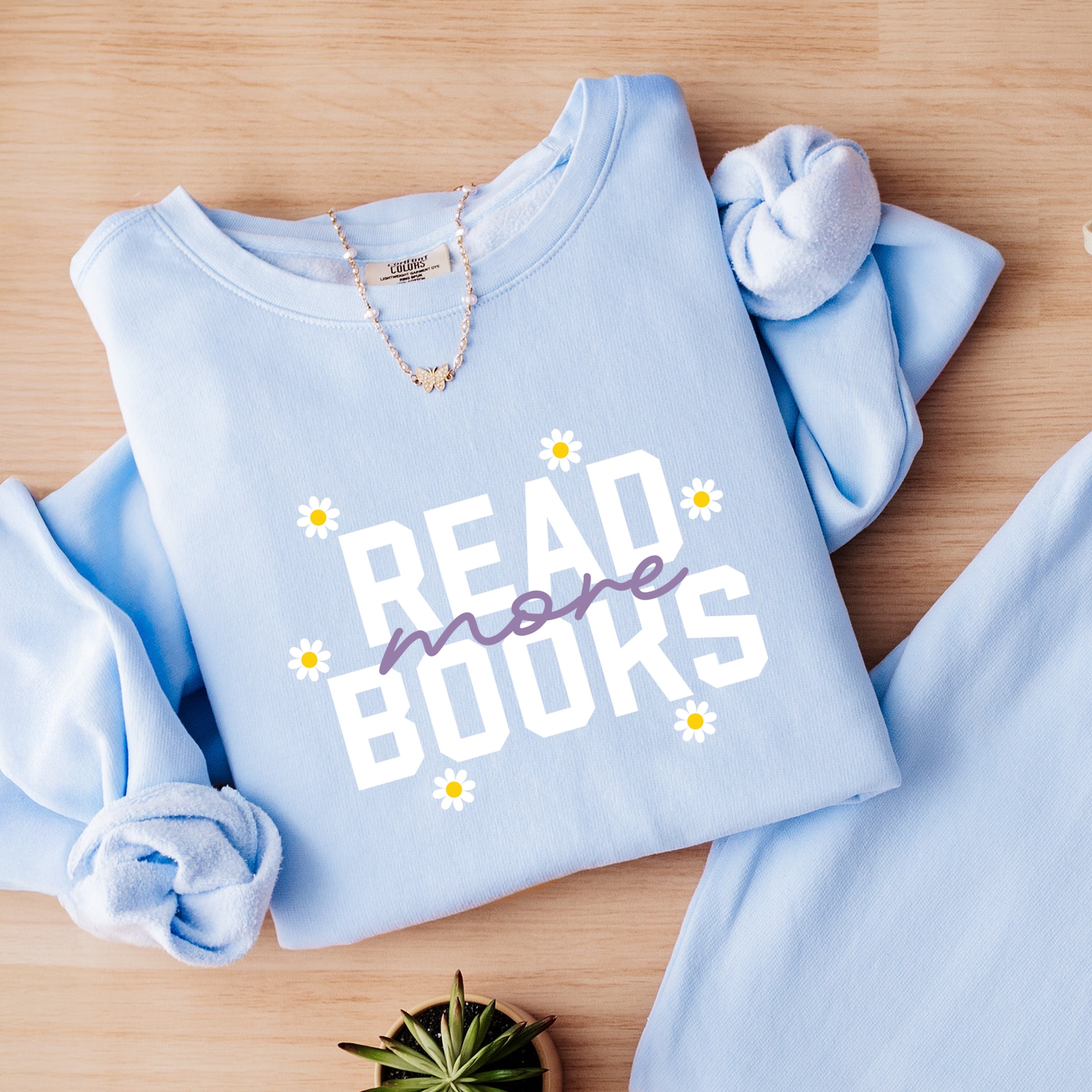Read More Books Daisies - Women's Lightweight Garment Dyed Sweatshirt