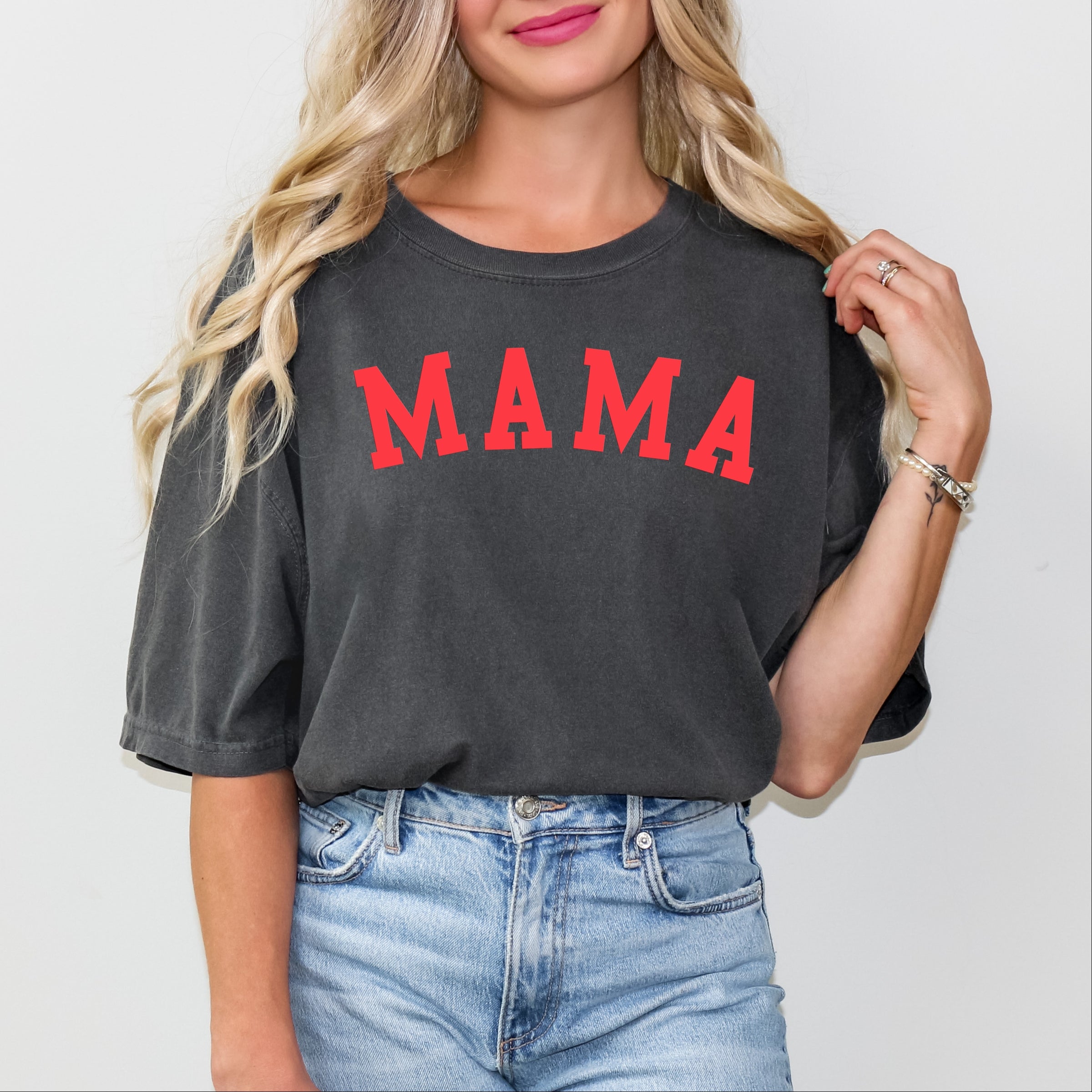 Mama Bold Puff Print - Women's Garment Dyed Graphic T-Shirt