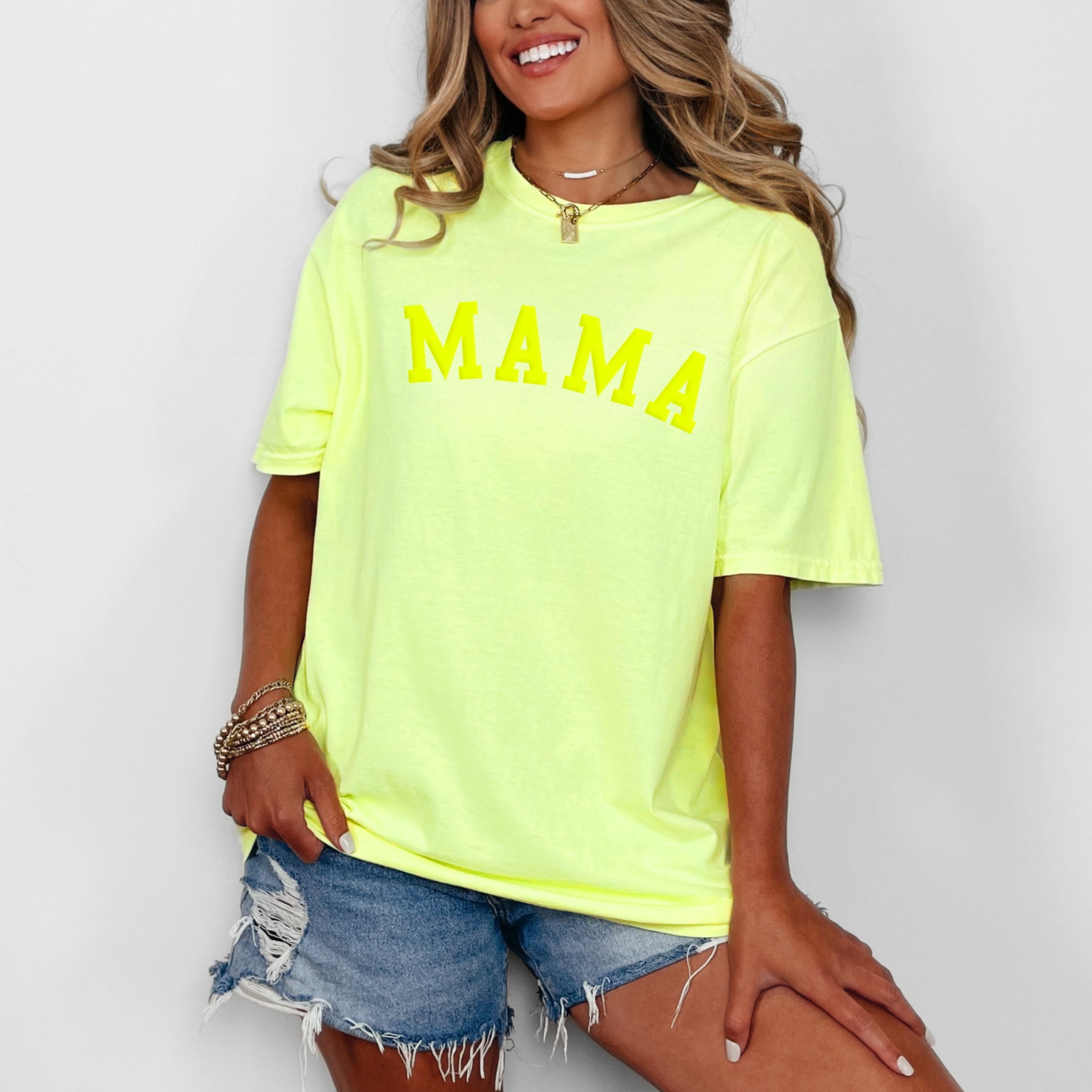 Mama Bold Puff Print - Women's Garment Dyed Graphic T-Shirt