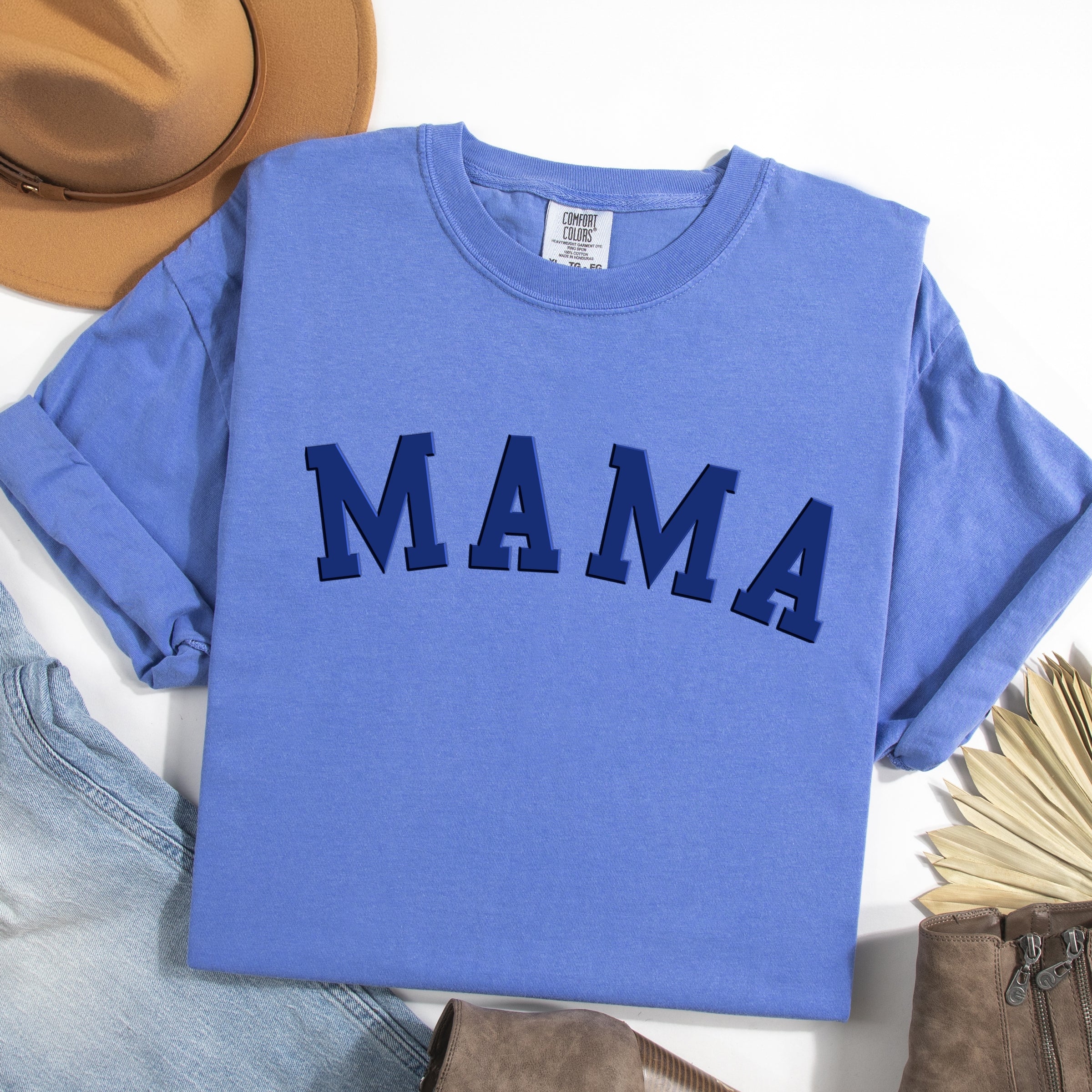 Mama Bold Puff Print - Women's Garment Dyed Graphic T-Shirt