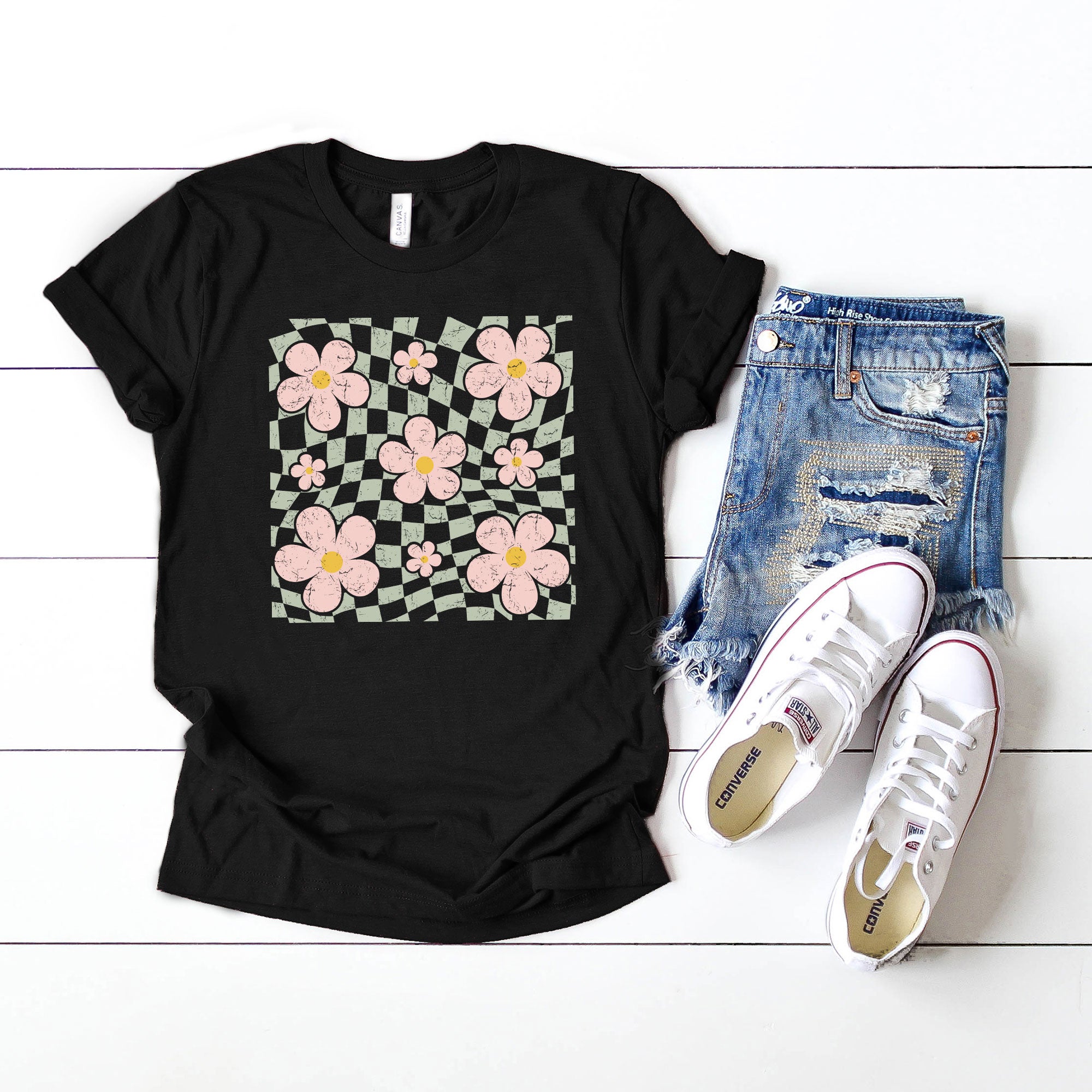 Wavy Checkered Flowers | Short Sleeve Graphic Tee
