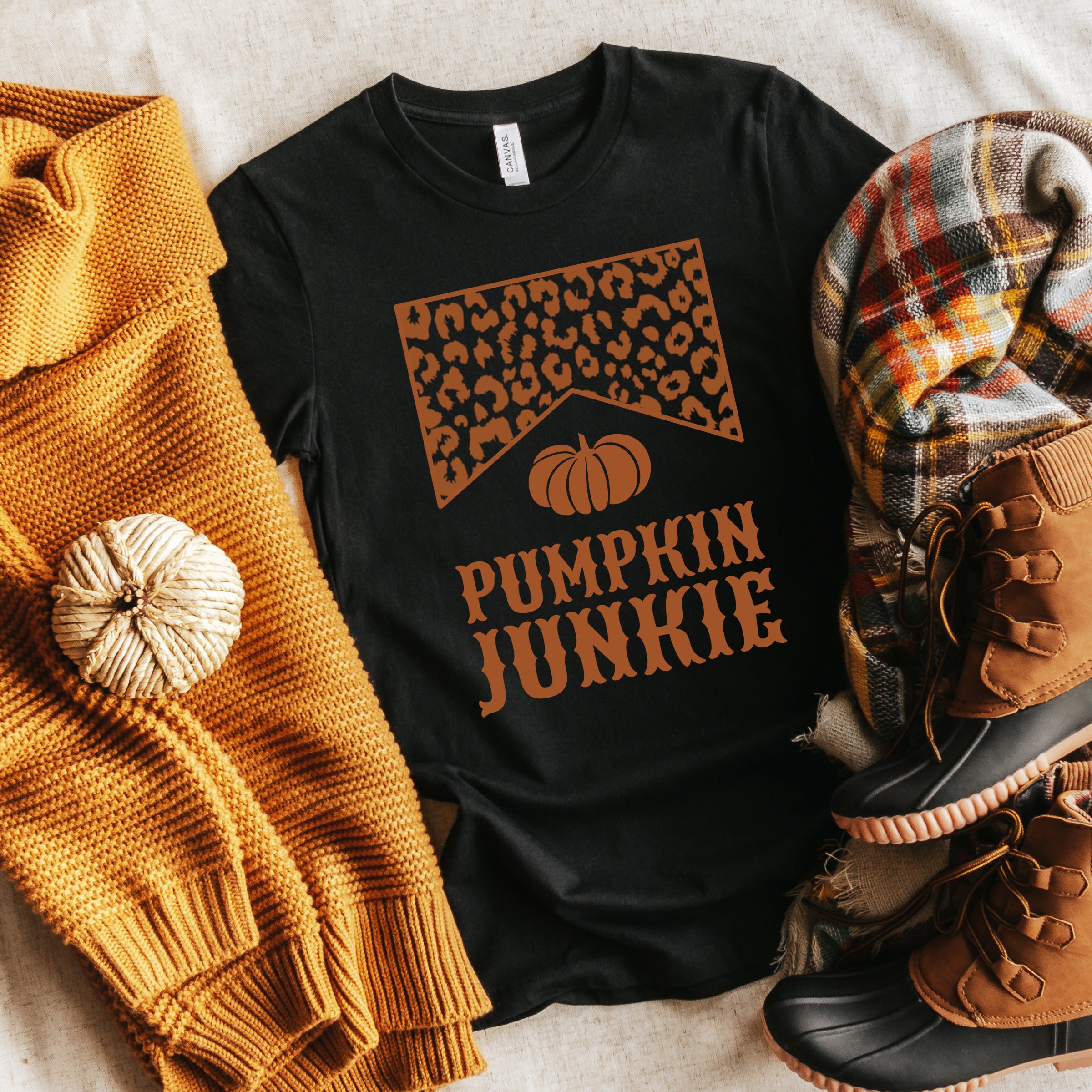 Leopard Pumpkin Junkie | Short Sleeve Crew Neck