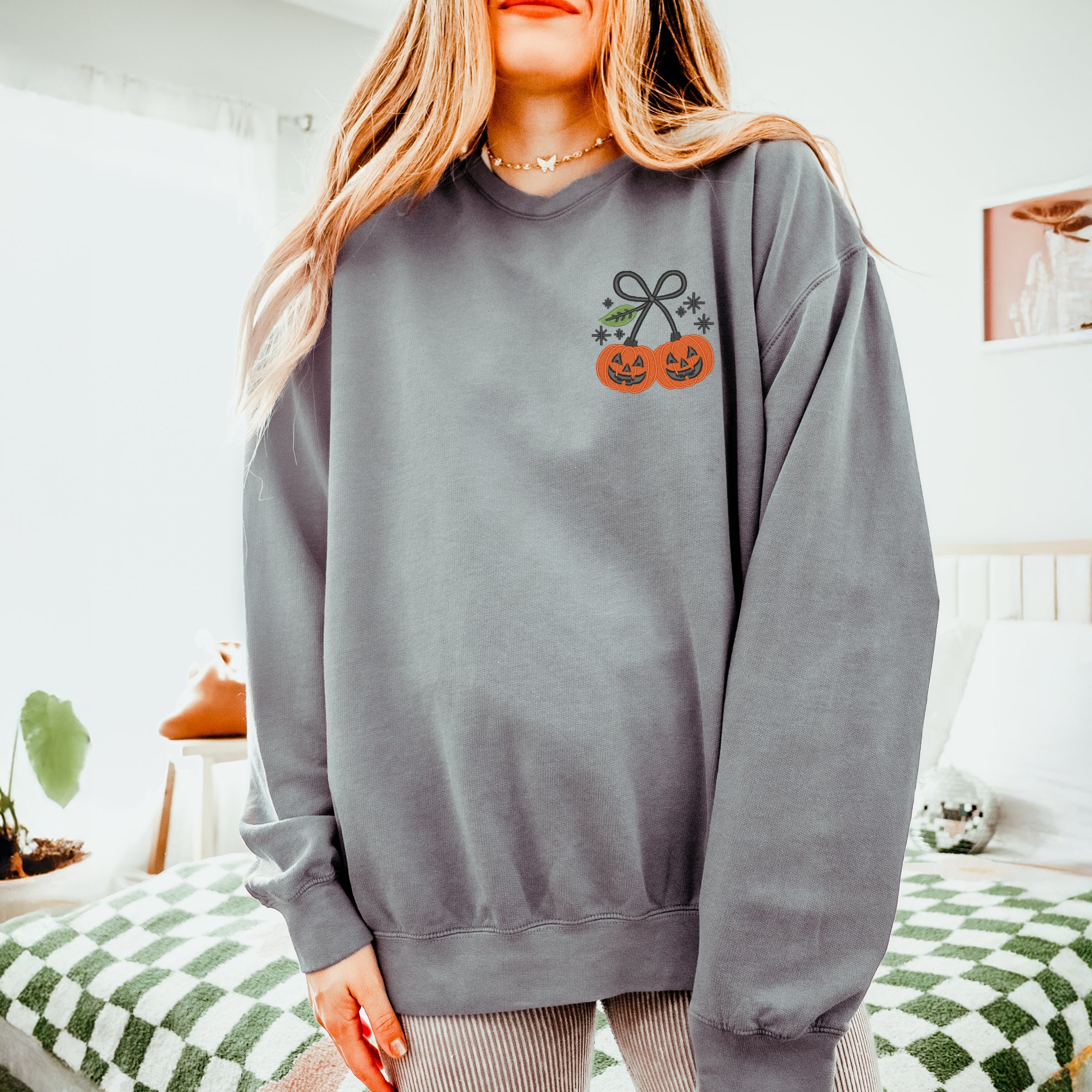 Embroidered Pumpkin Bow - Women's Lightweight Garment Dyed Sweatshirt