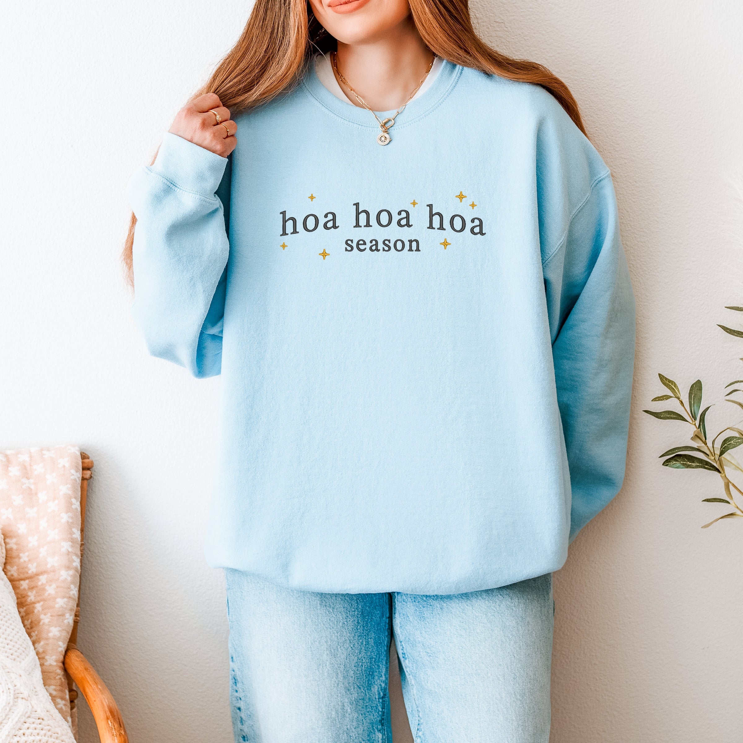 Embroidered Hoa Hoa Hoa Season - Women's Graphic Sweatshirt