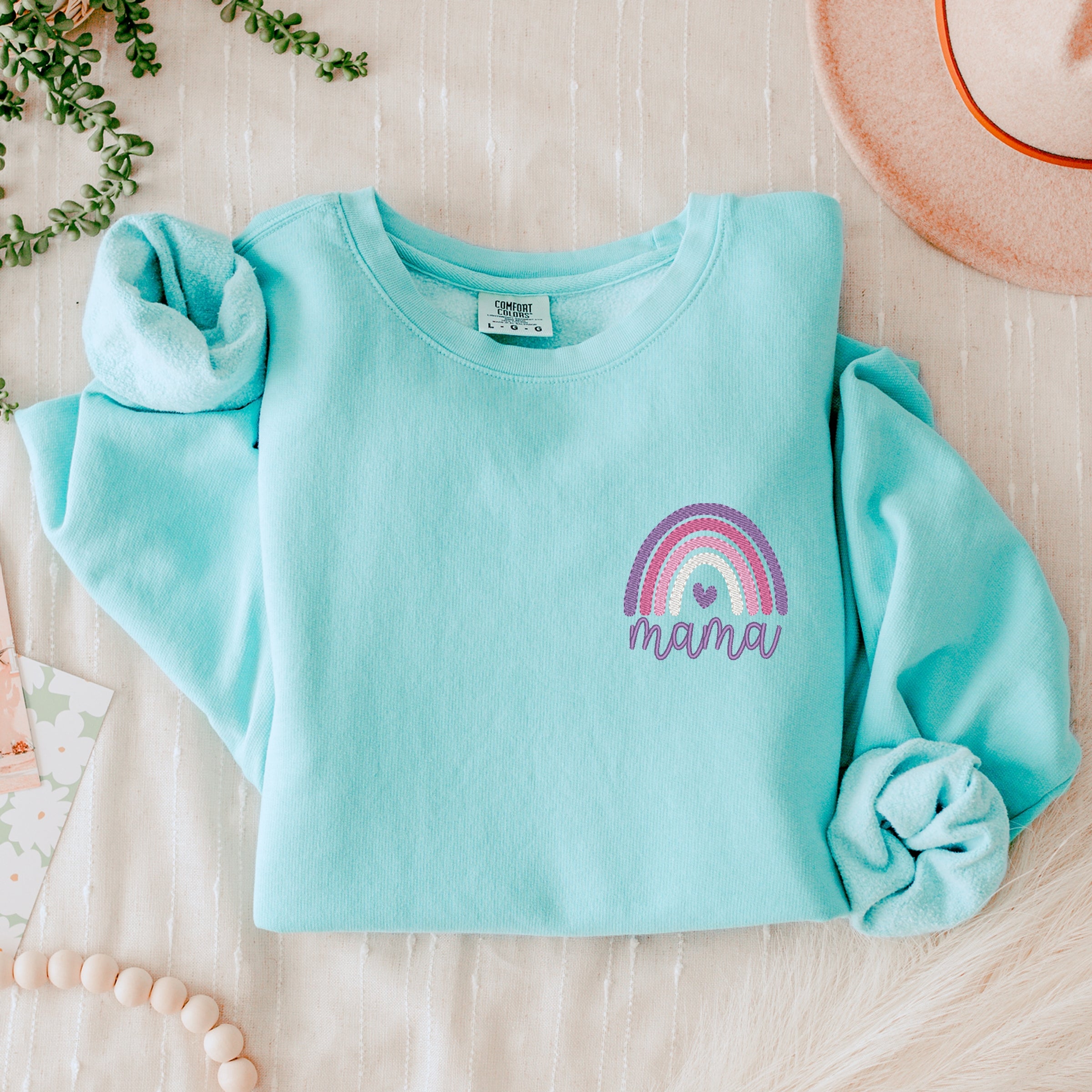 EMB322M_LC-LGDSWT Chalky Mint