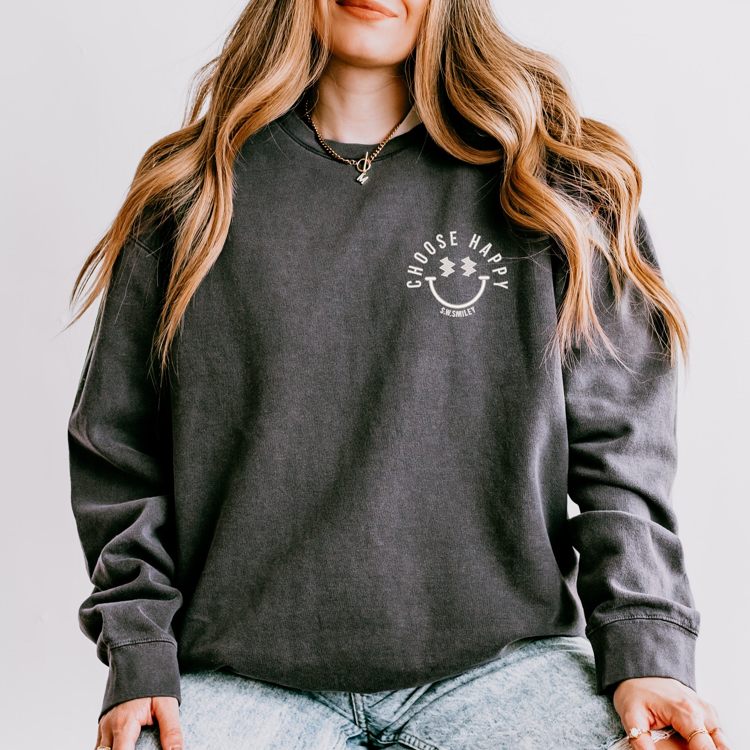 S.W.Smiley Embroidered Choose Happy Lightning Face - Women's Lightweight Garment Dyed Sweatshirt