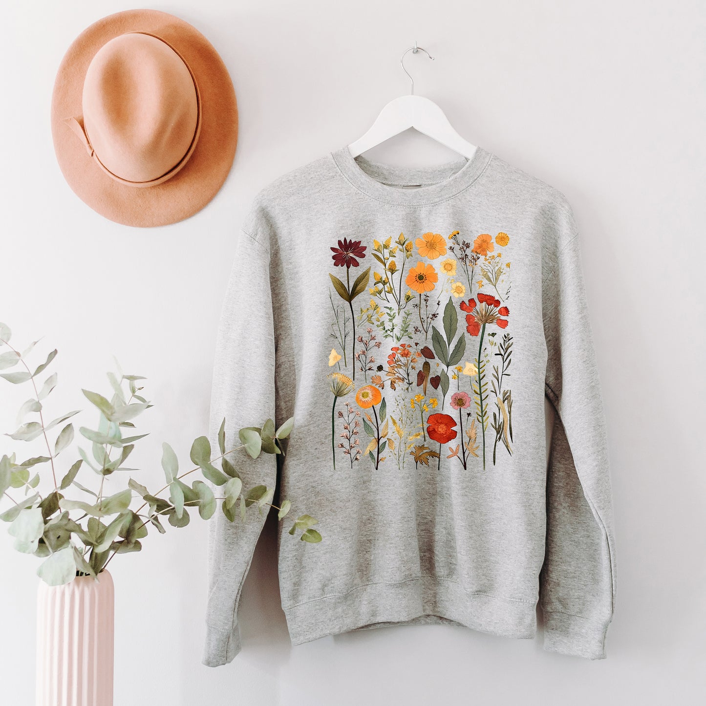 Vintage Pressed Flowers | Sweatshirt