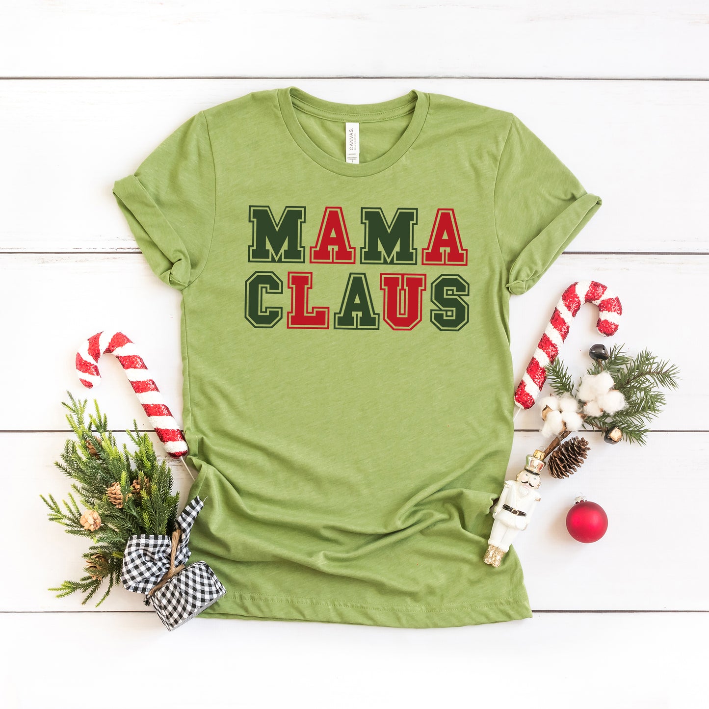 Mama Claus Colorful | Short Sleeve Crew Neck