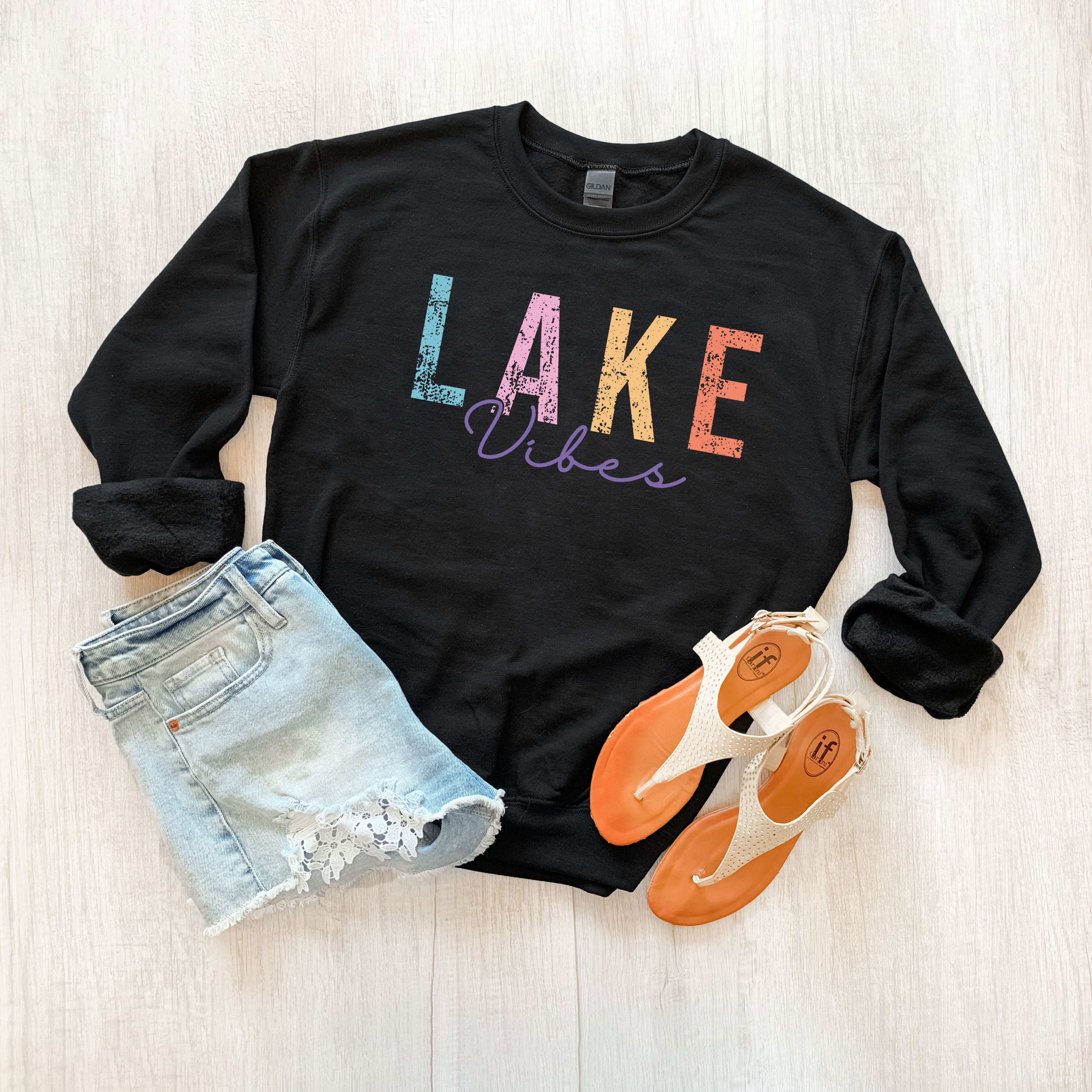 Lake Vibes Cursive | Sweatshirt