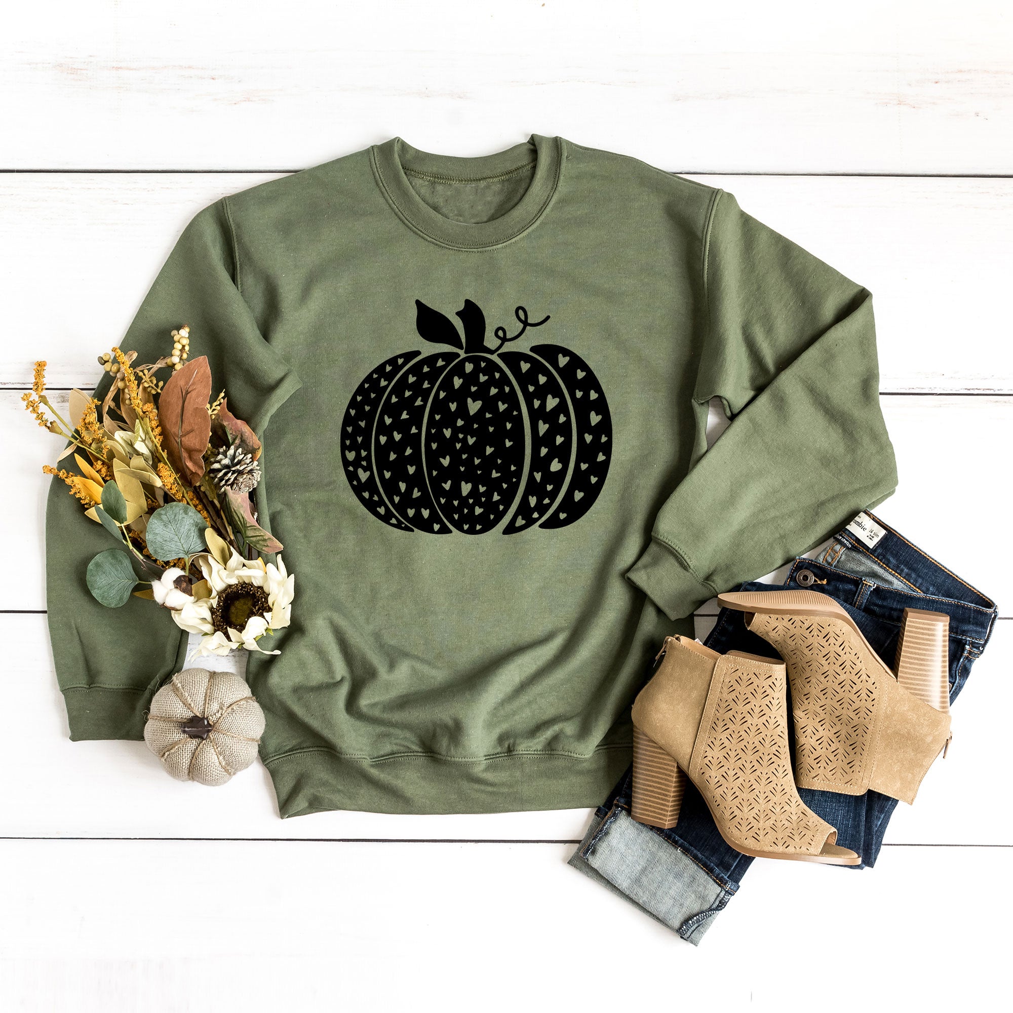 Heart Pumpkin | Sweatshirt