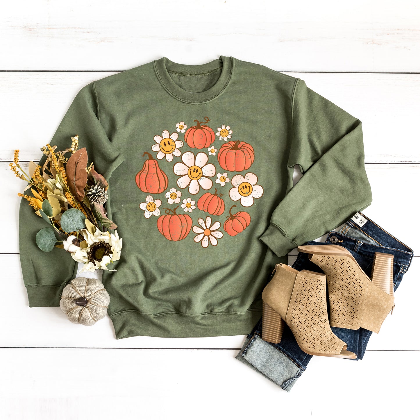 Circle Pumpkin Flowers | Sweatshirt