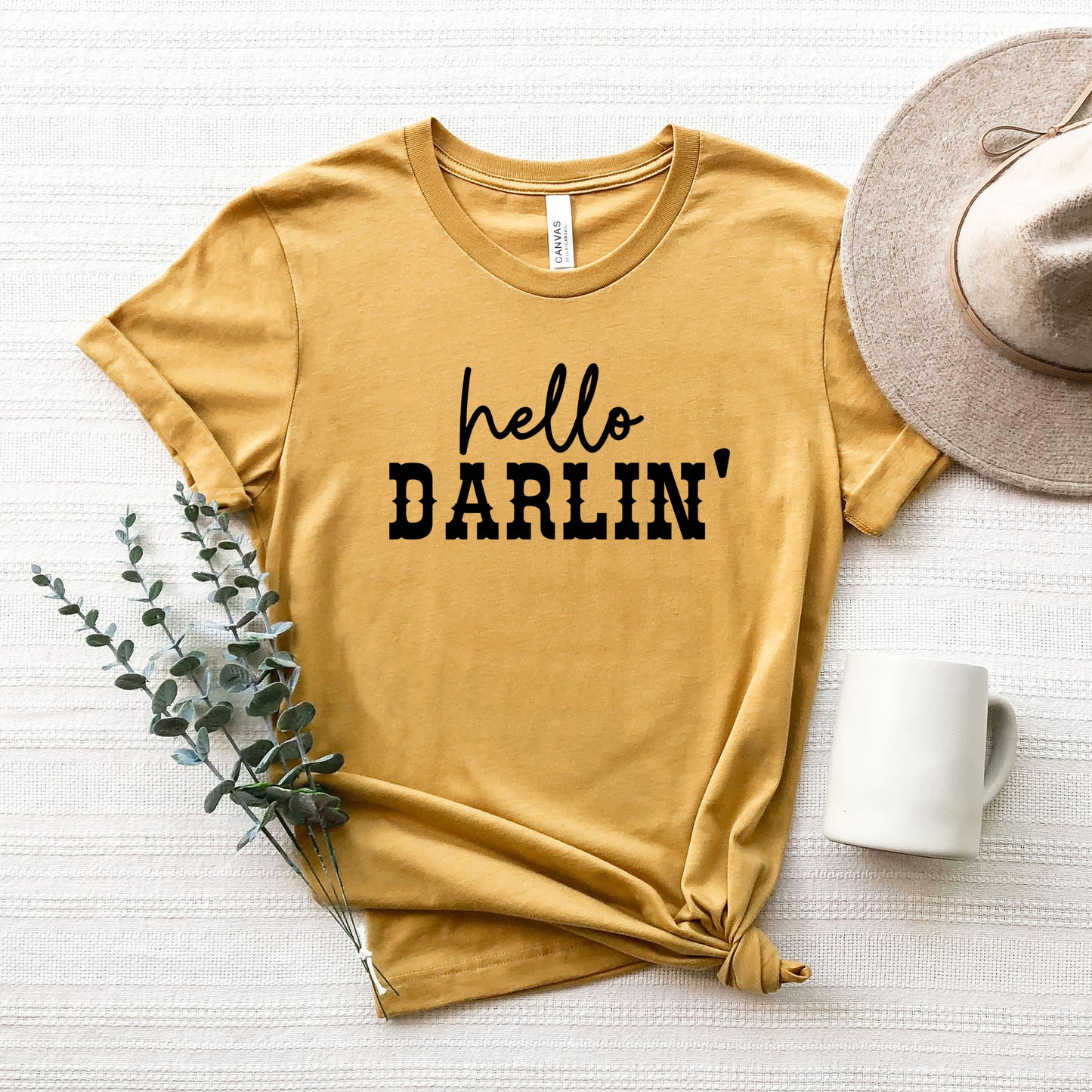 Hello Darlin' | Short Sleeve Graphic Tee